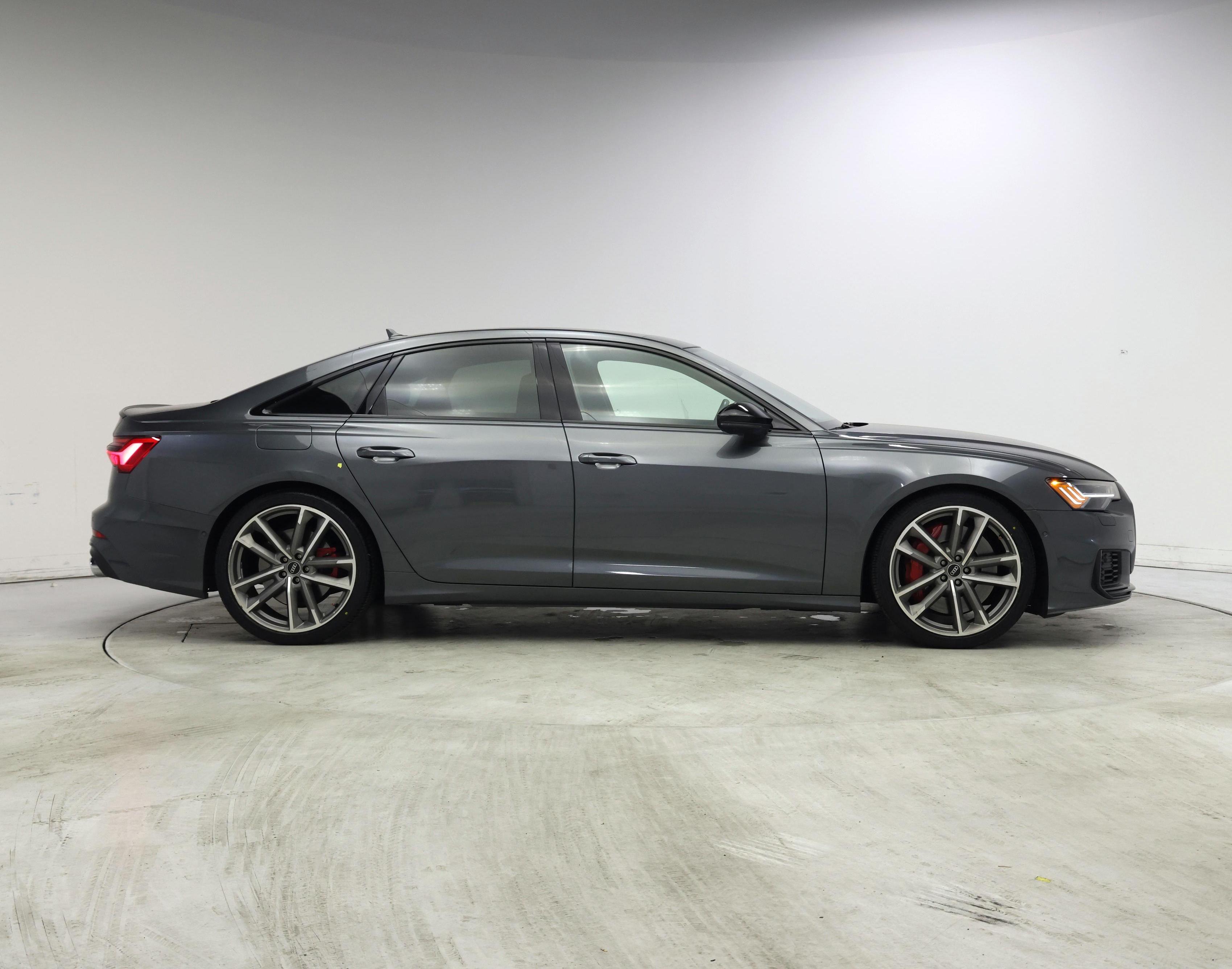 Thumbnail: 2021 Audi S6 - 7