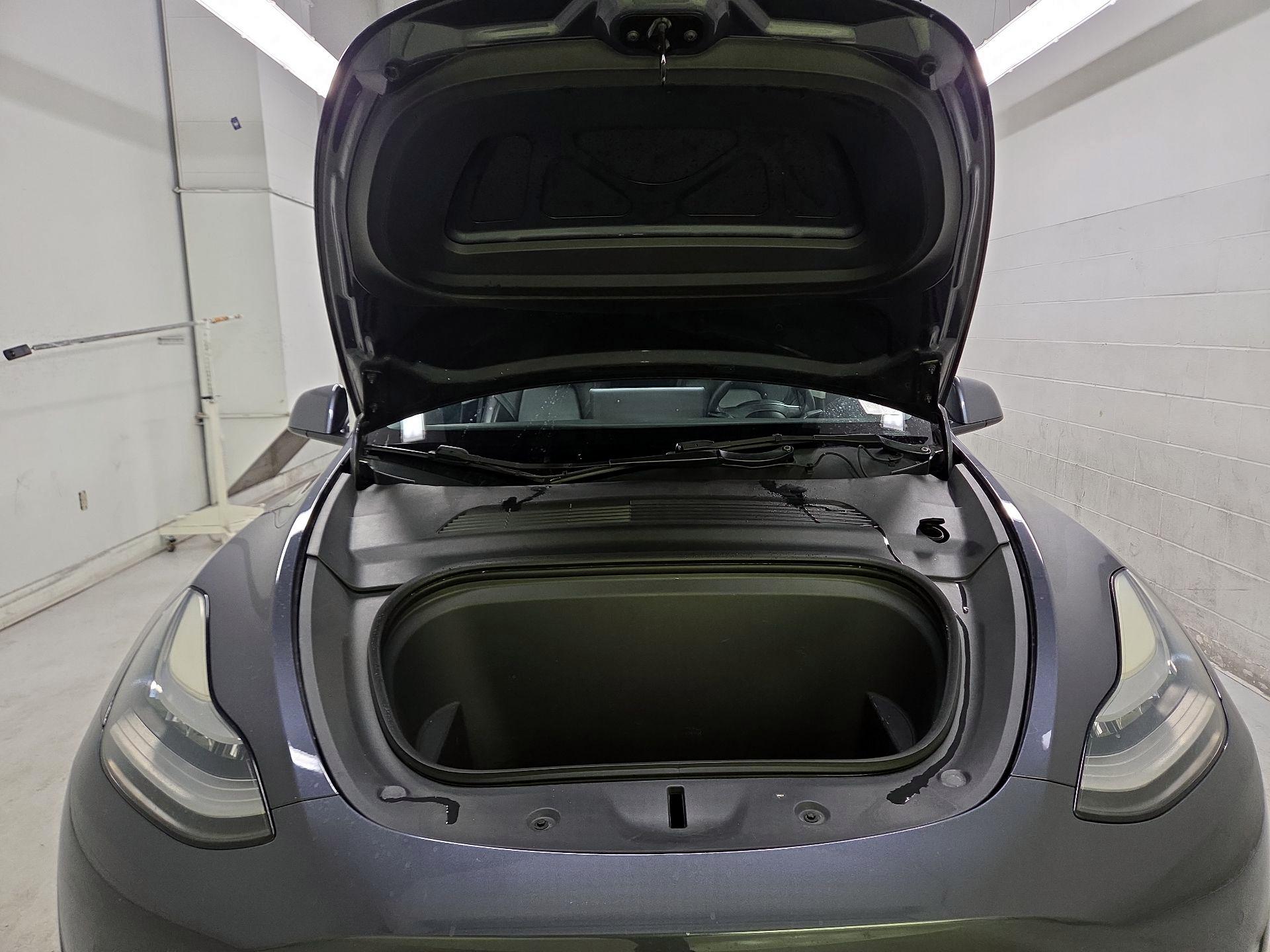 Thumbnail: 2021 Tesla Model Y - 17