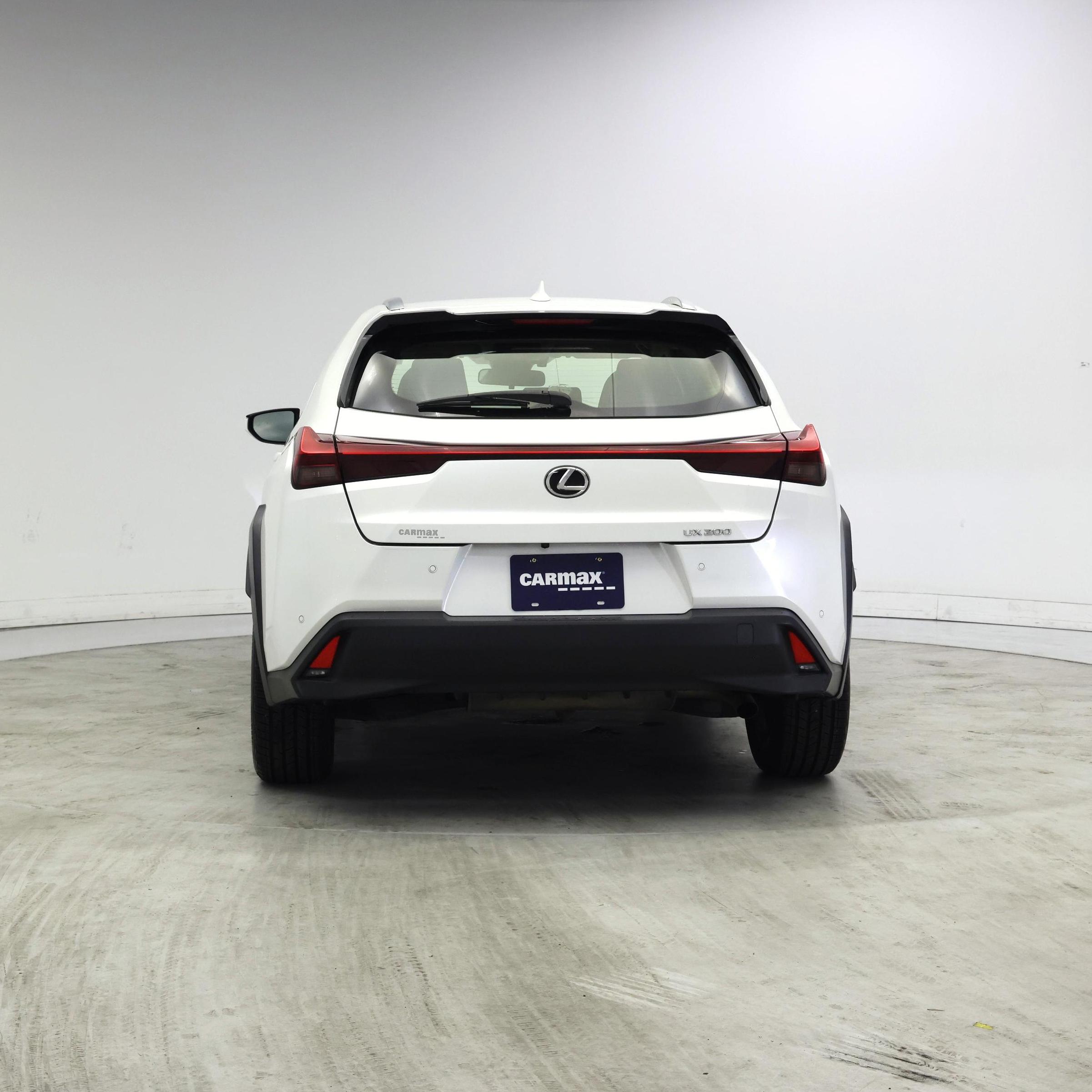 Thumbnail: 2021 Lexus UX - 6