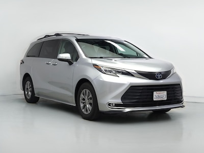 2021 Toyota Sienna Hybrid XLE