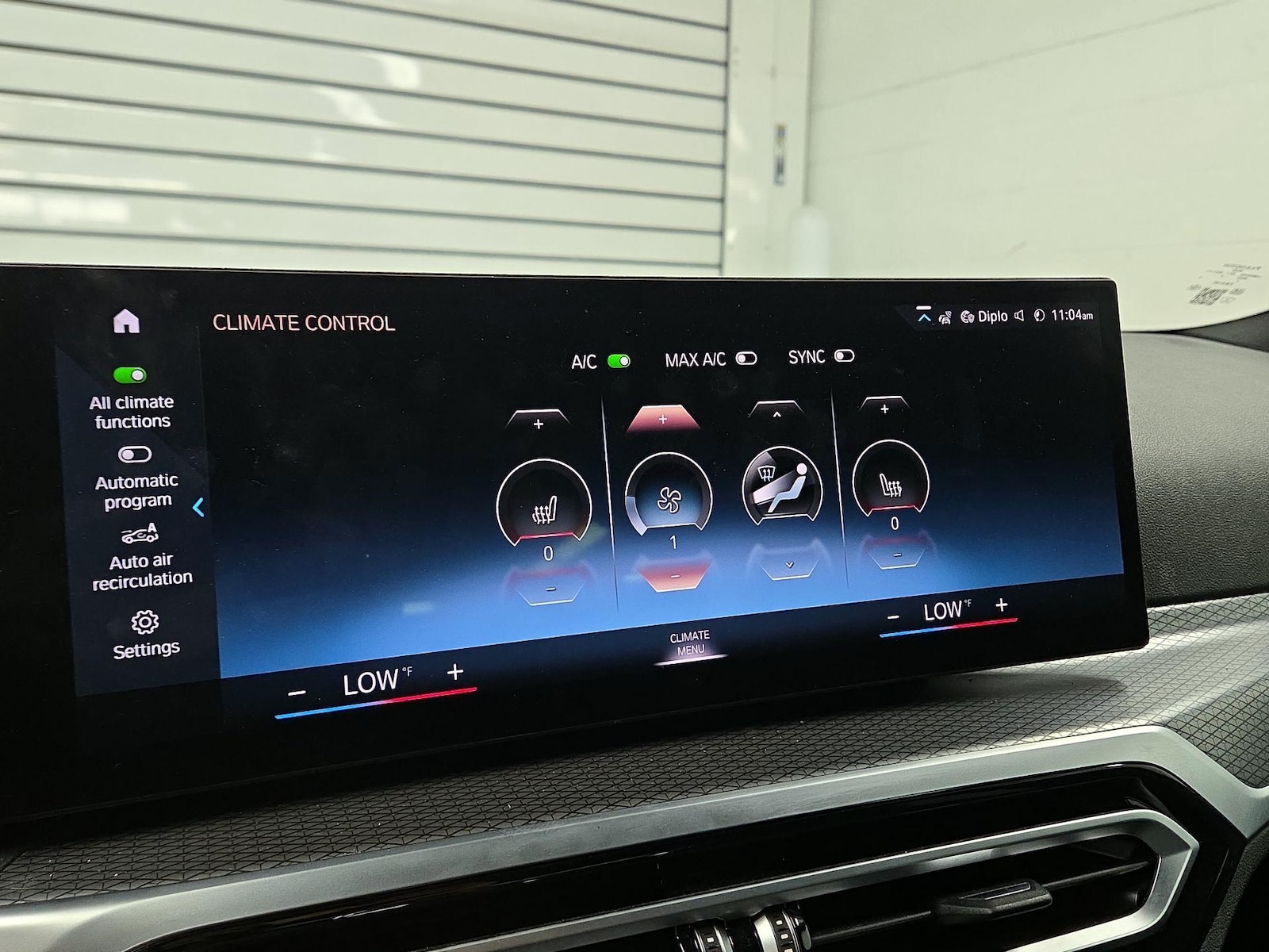 2024 BMW 3 Series 330i - Photo 17
