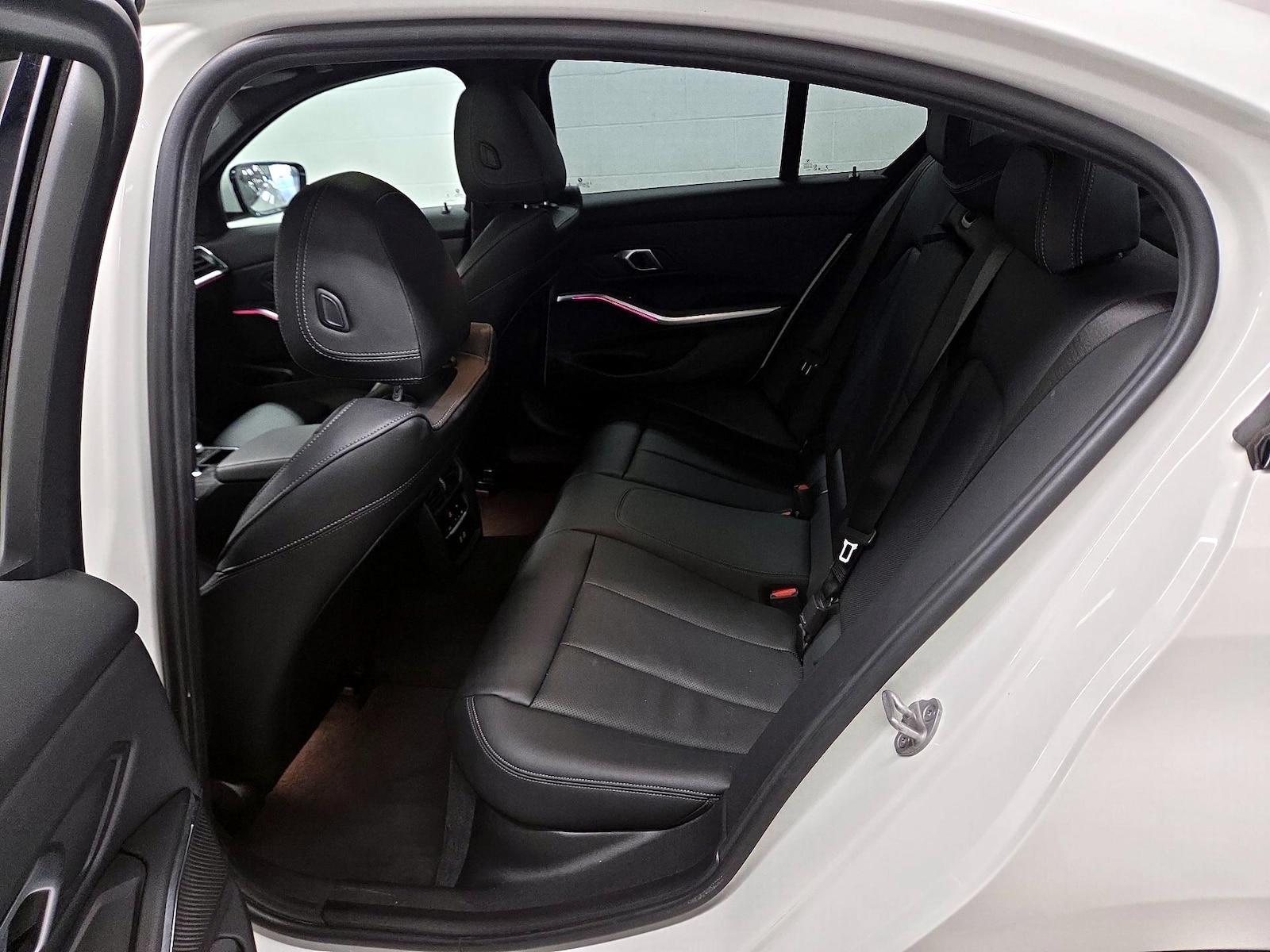 2024 BMW 3 Series 330i - Photo 21