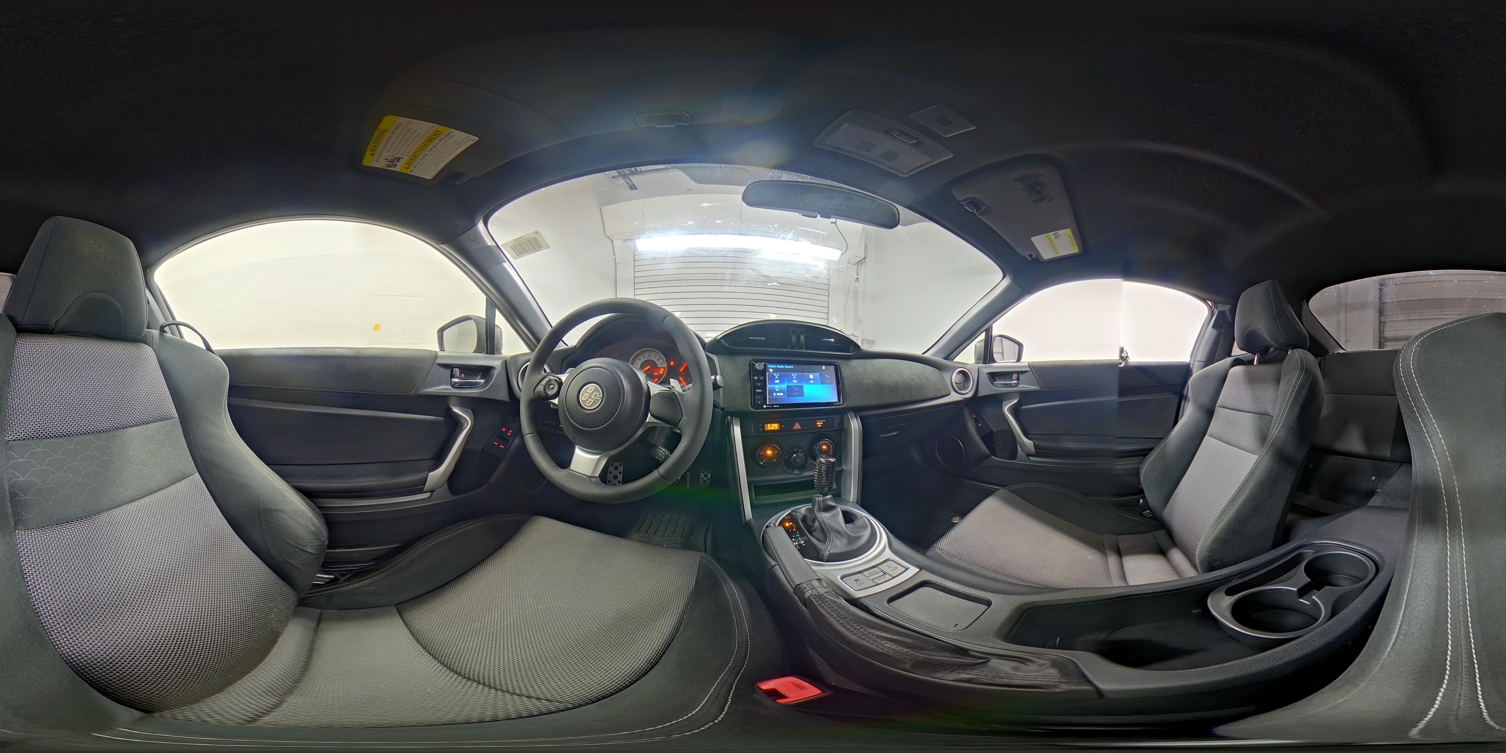 2017 Toyota 86 Base - Photo 18