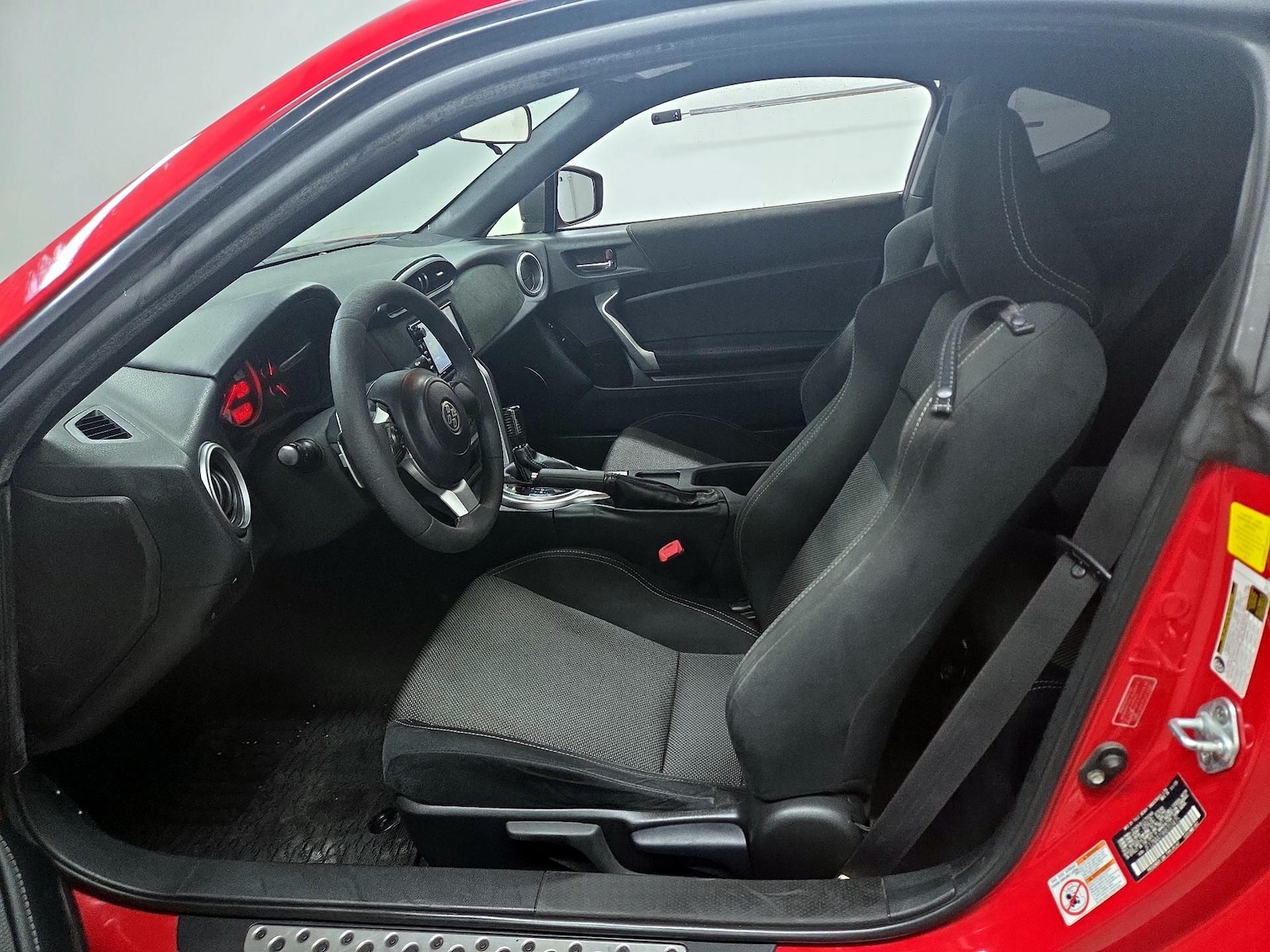 2017 Toyota 86 Base - Photo 10