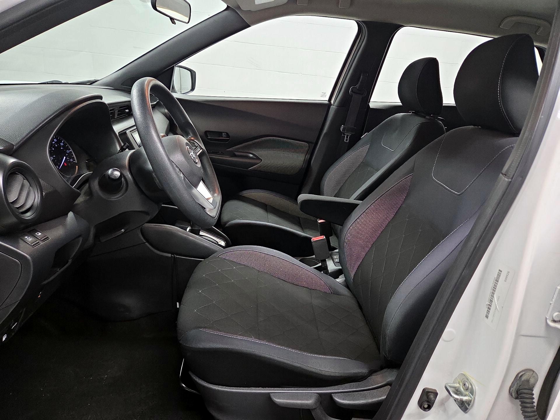 Thumbnail: 2019 Nissan Kicks - 11