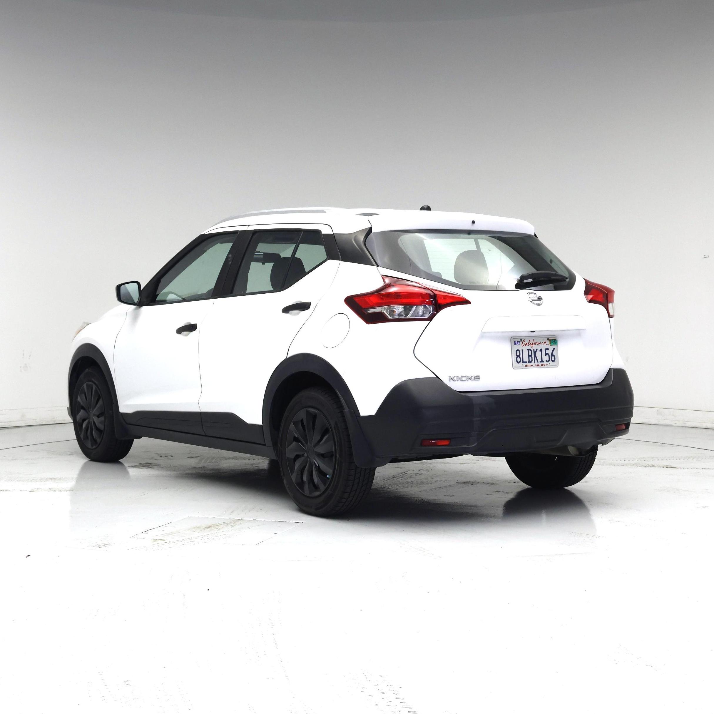 Thumbnail: 2019 Nissan Kicks - 2