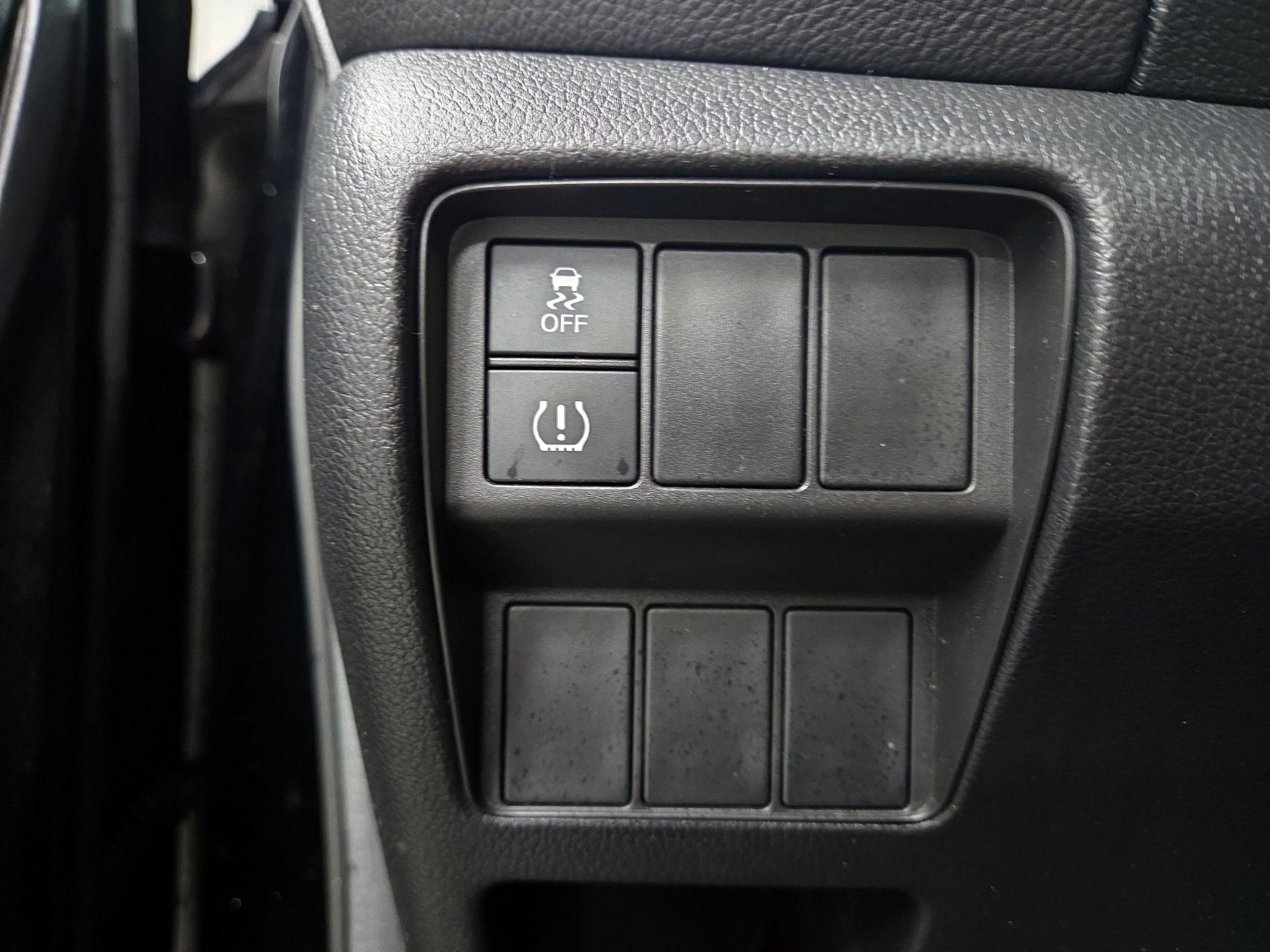 Thumbnail: 2019 Honda CR-V - 13