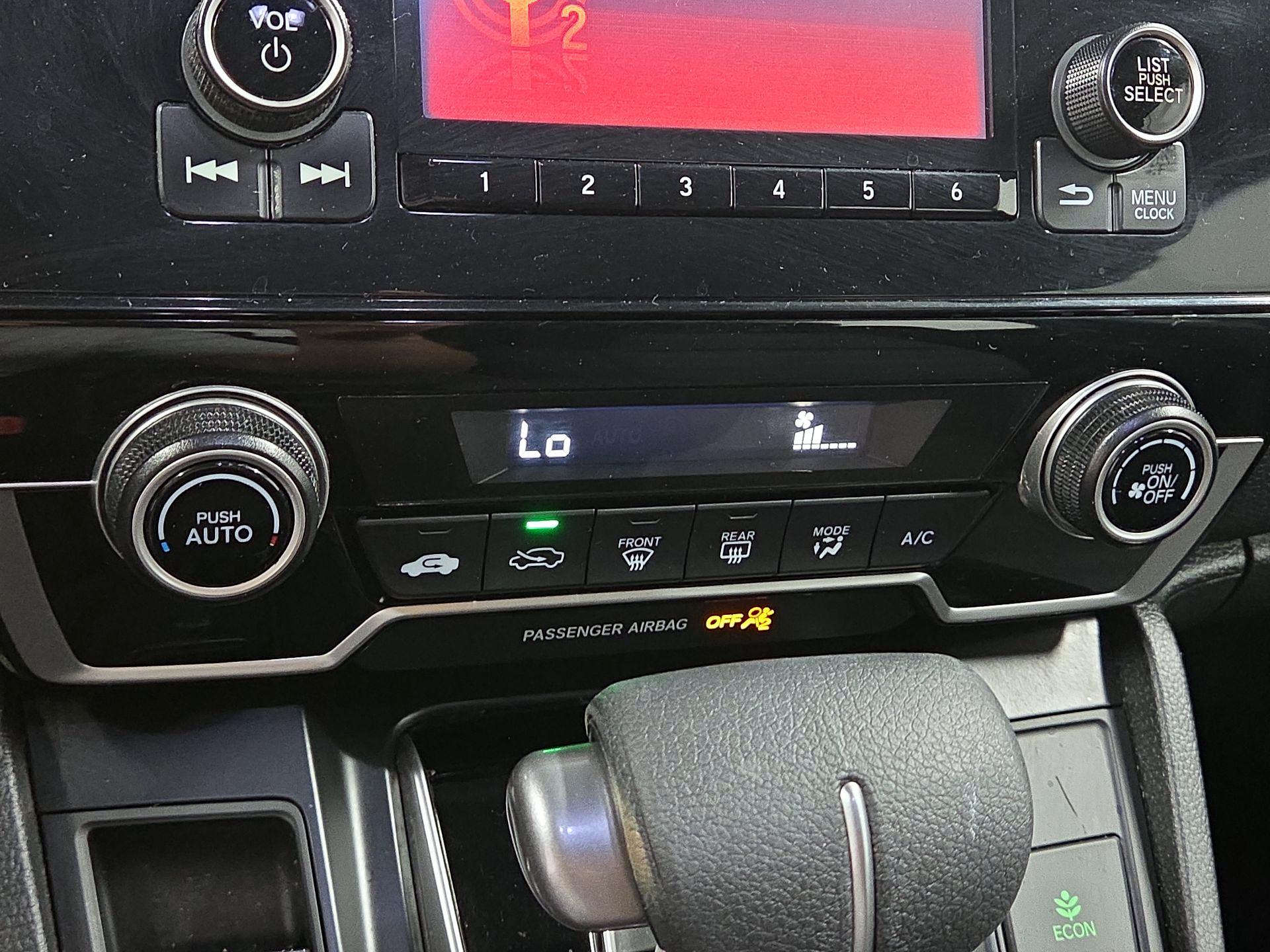 Thumbnail: 2019 Honda CR-V - 16