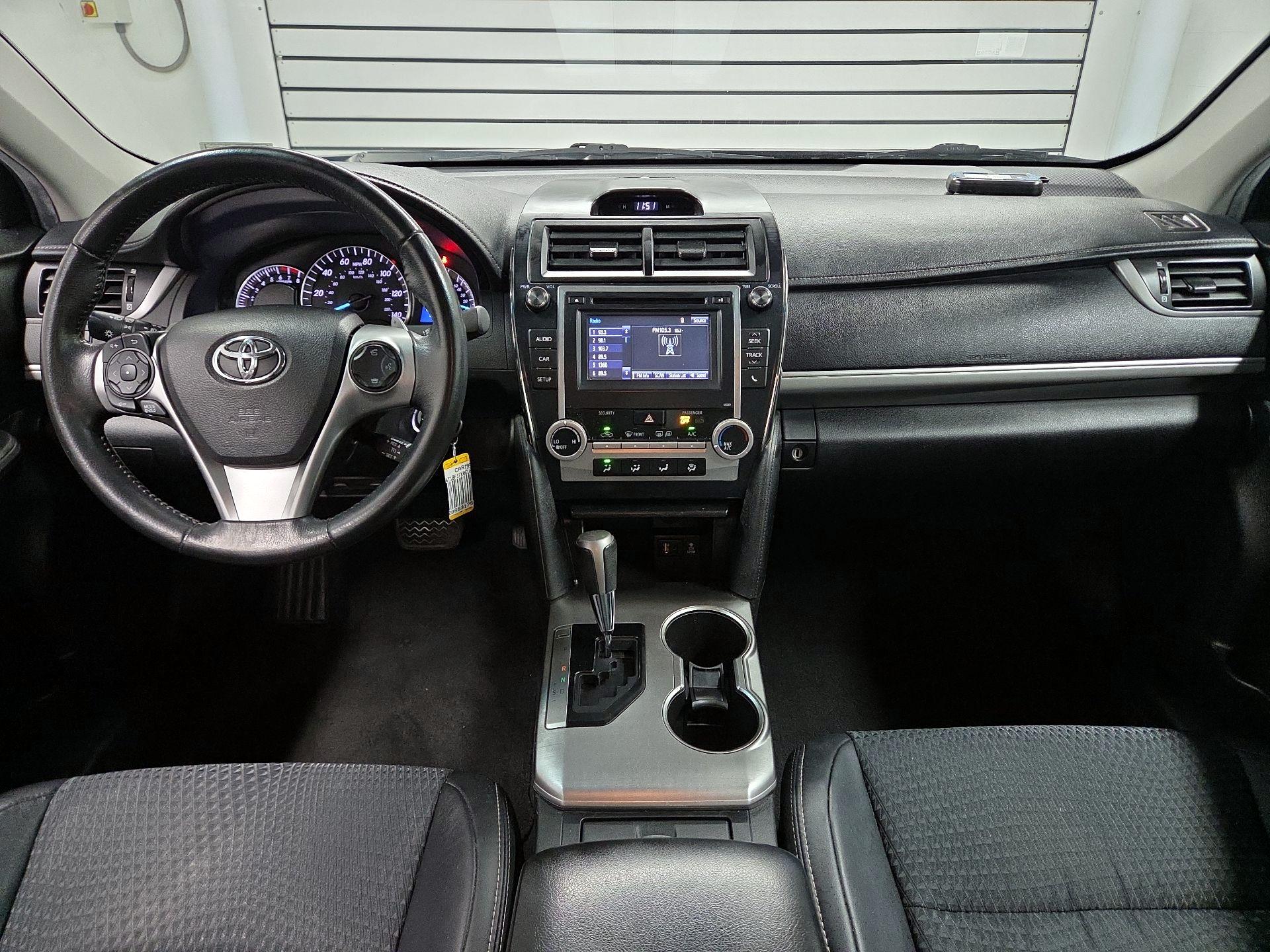 Thumbnail: 2014 Toyota Camry - 9