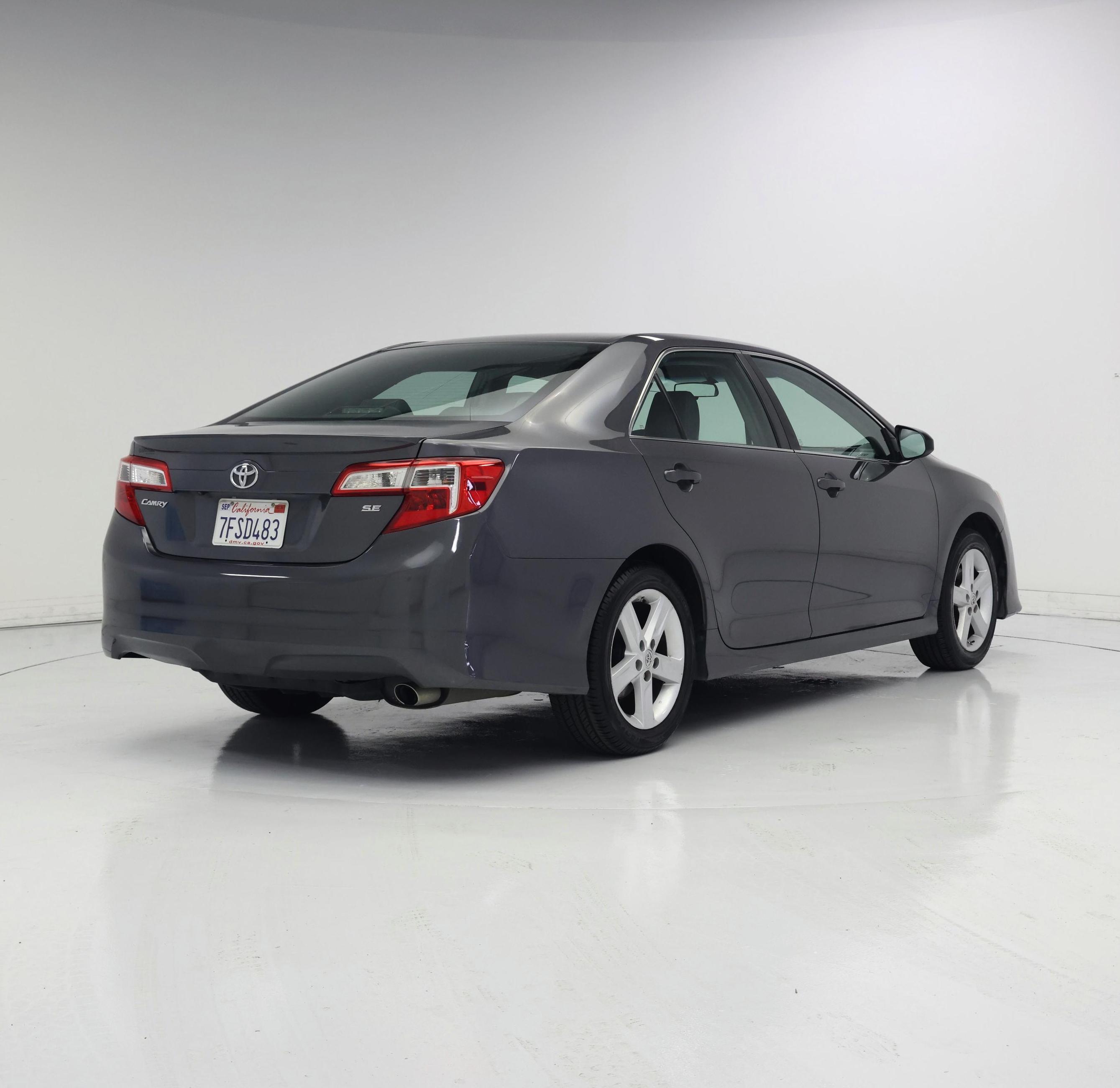 Thumbnail: 2014 Toyota Camry - 8