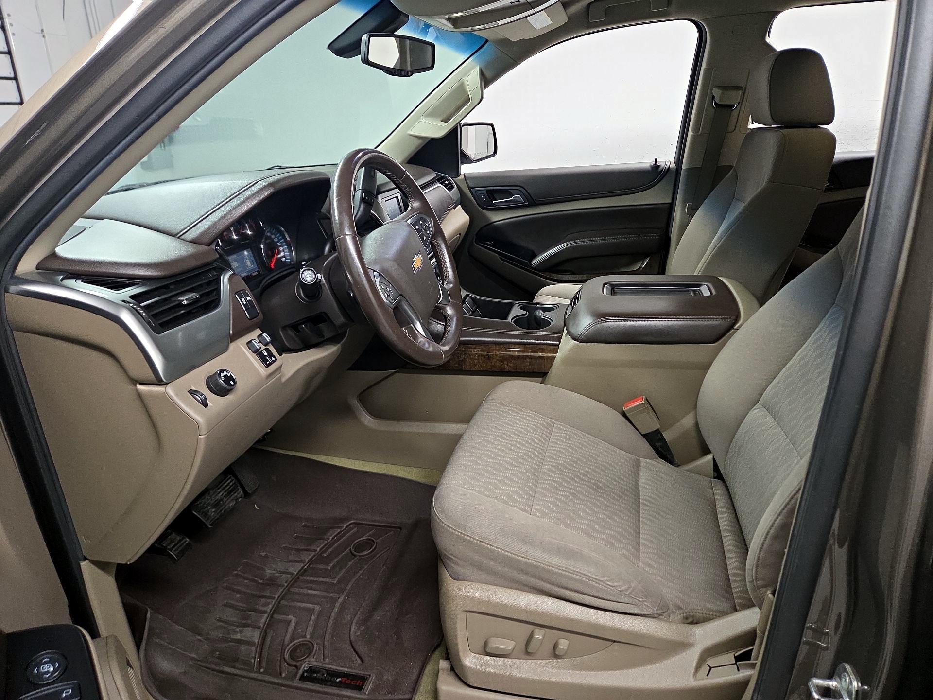 Thumbnail: 2015 Chevrolet Tahoe - 9