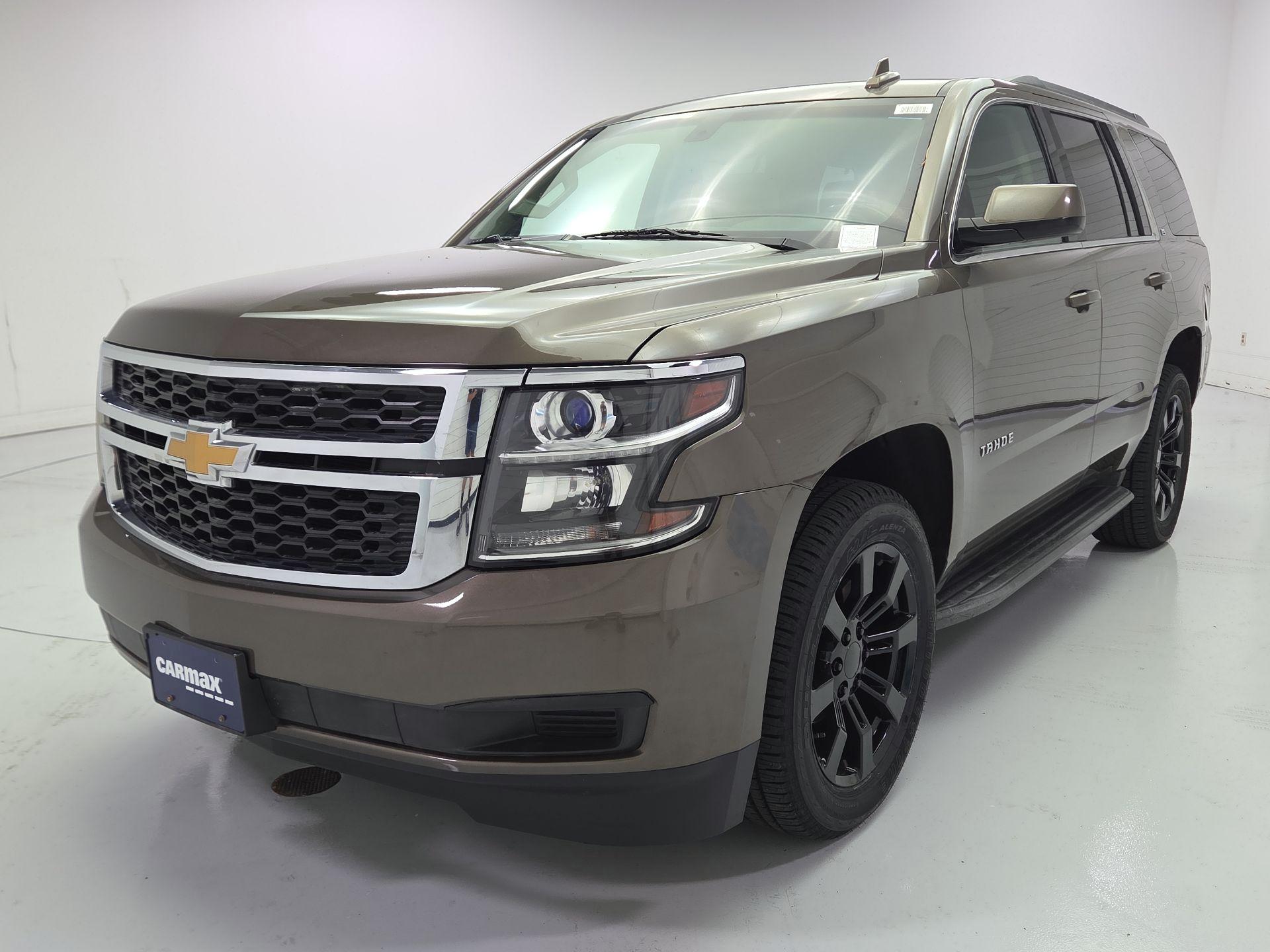 Thumbnail: 2015 Chevrolet Tahoe - 3