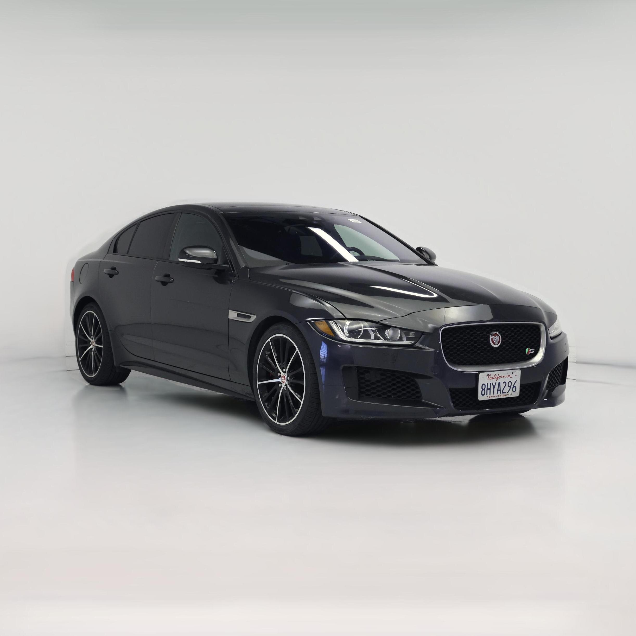 Thumbnail: 2018 Jaguar XE - 1