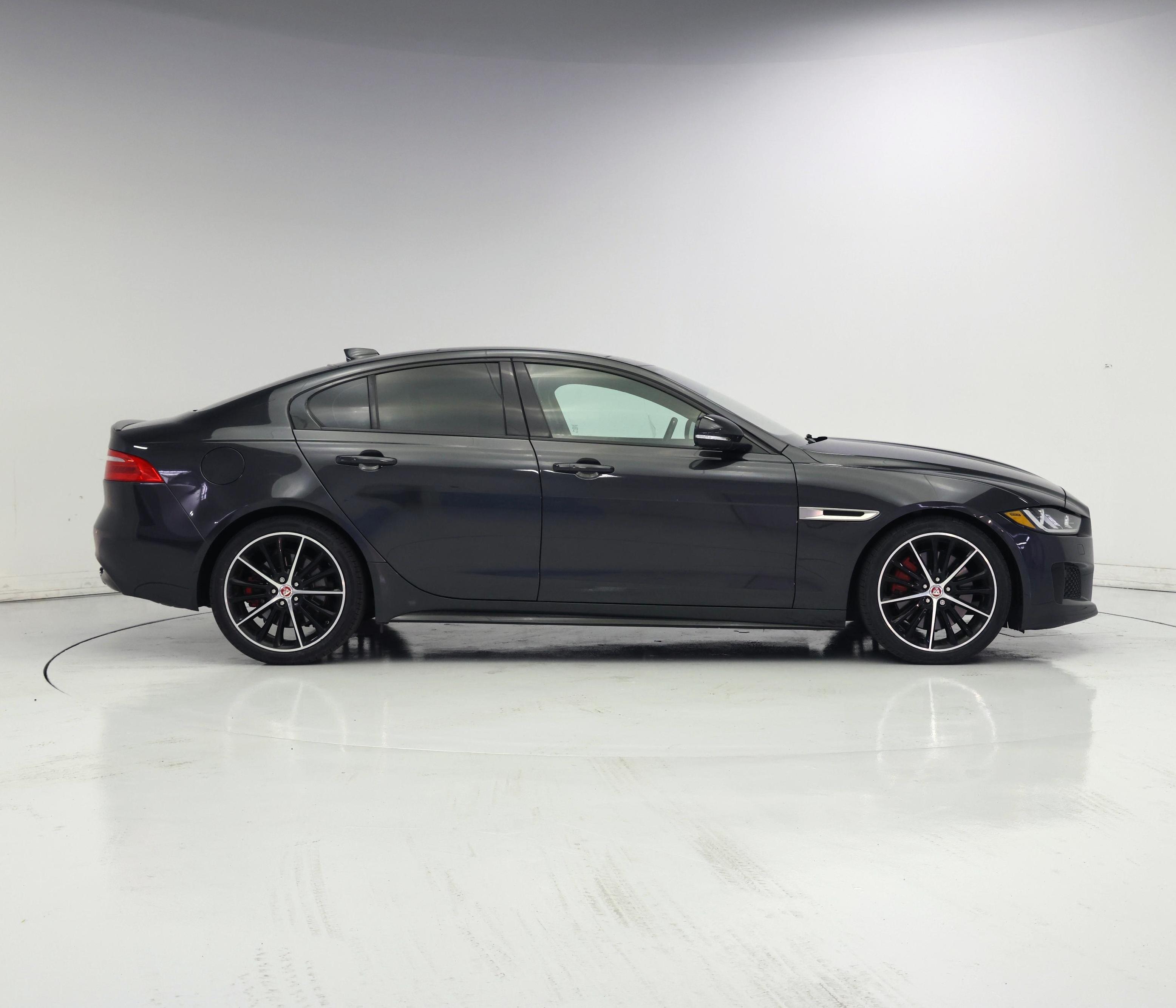 Thumbnail: 2018 Jaguar XE - 7