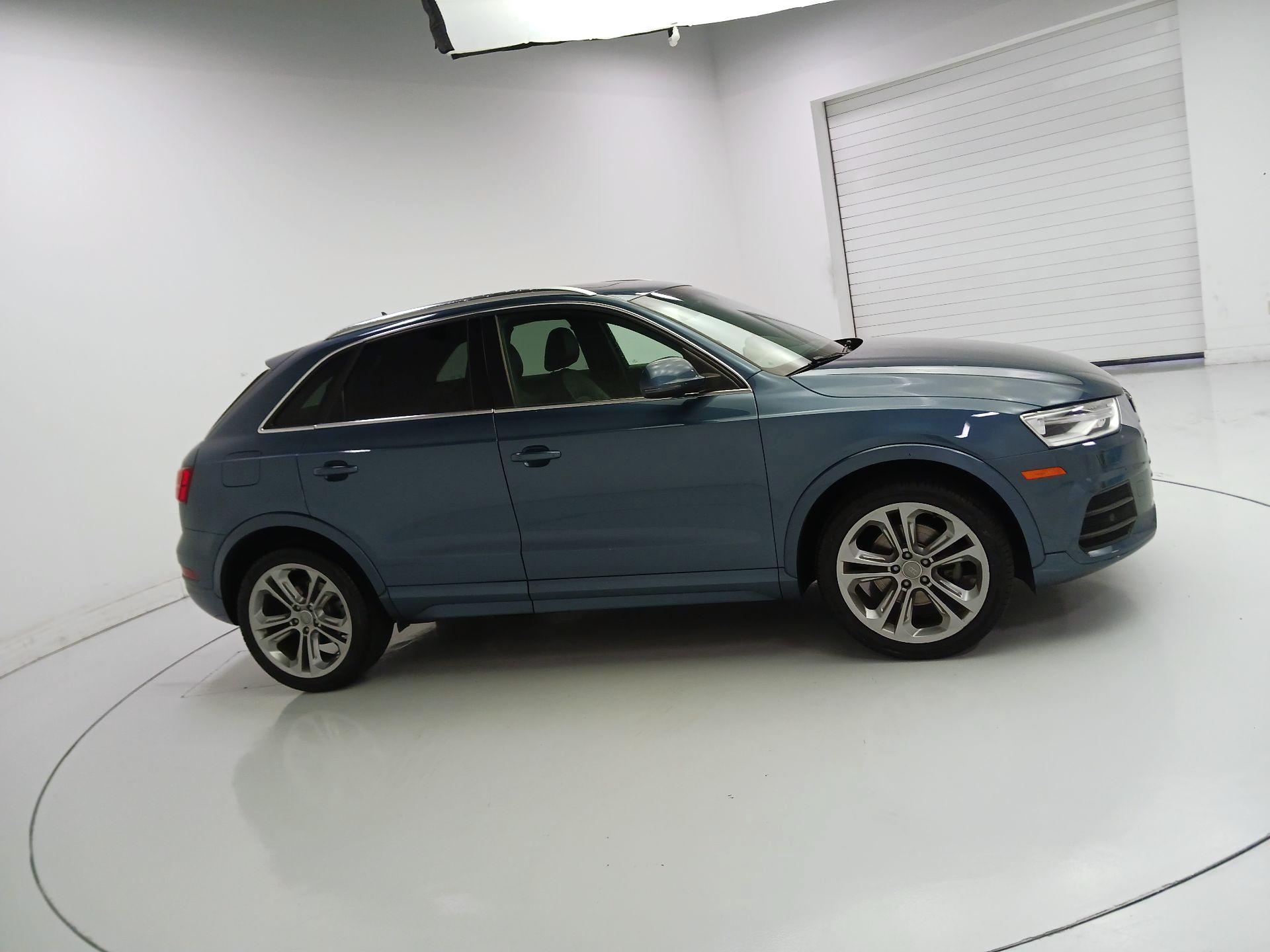 Thumbnail: 2016 Audi Q3 - 4