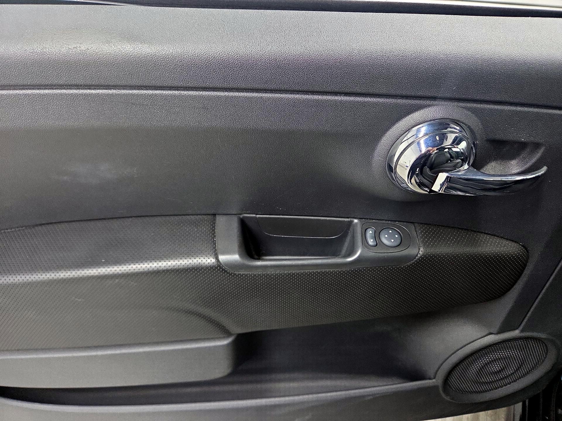 Thumbnail: 2015 Fiat 500 - 10