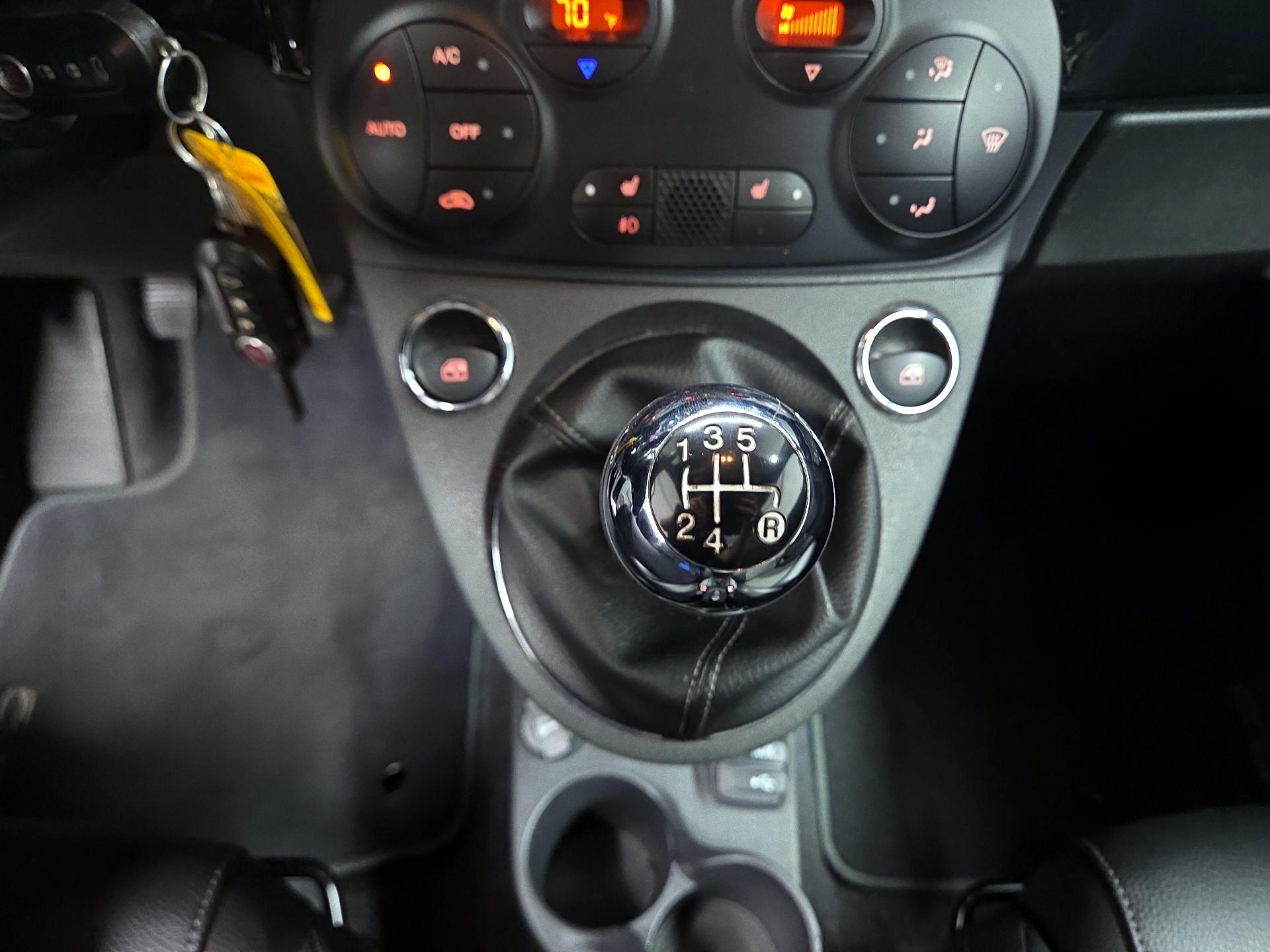 Thumbnail: 2015 Fiat 500 - 13