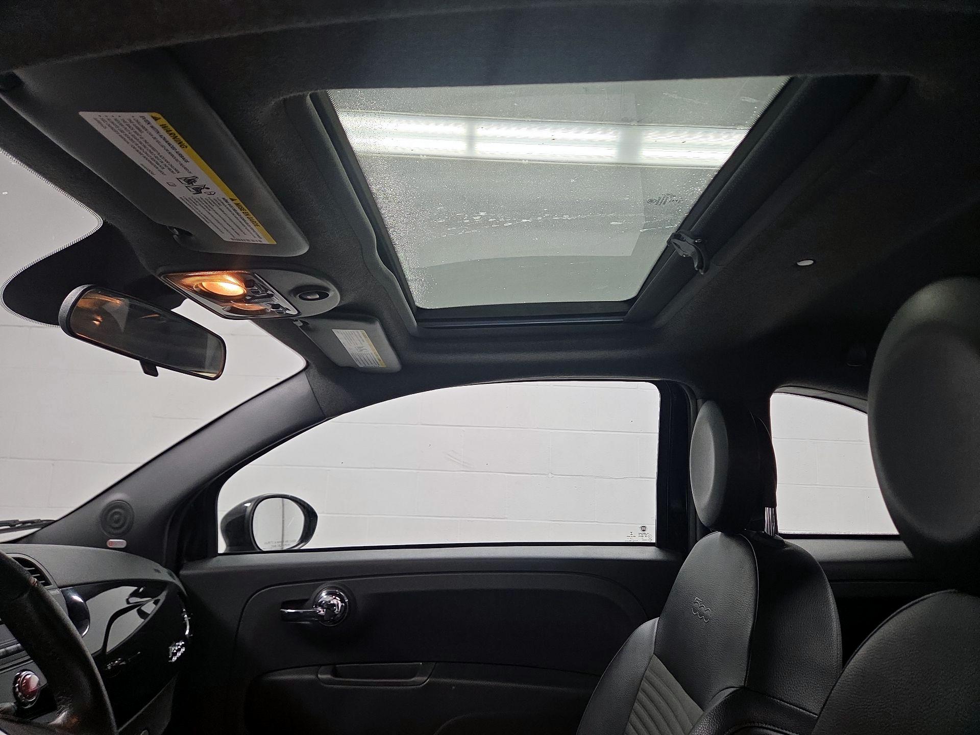 Thumbnail: 2015 Fiat 500 - 15