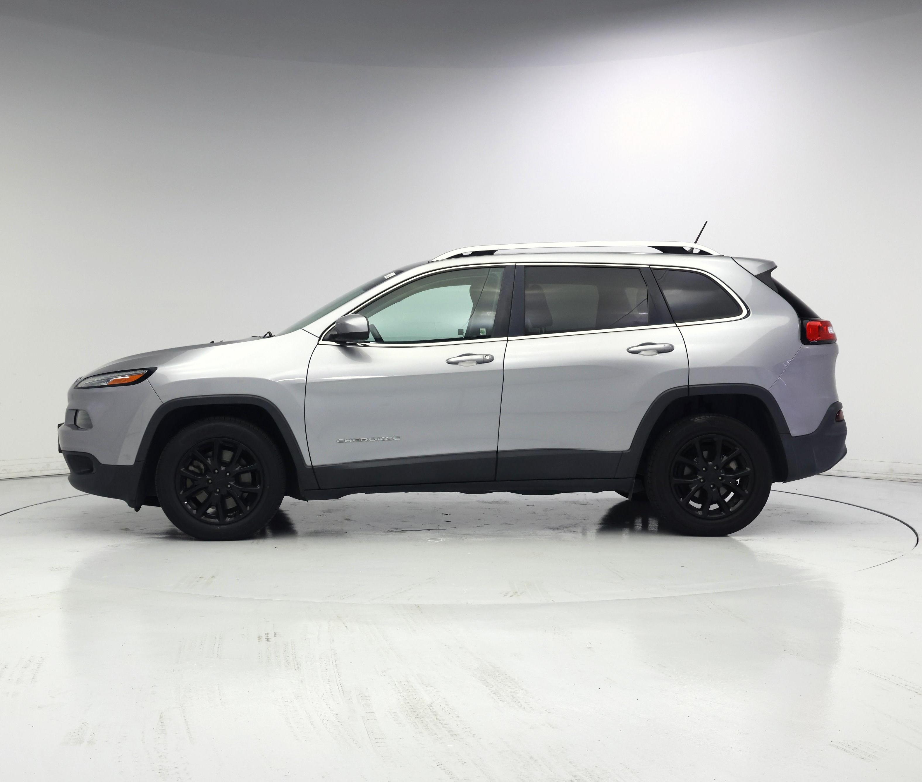 Thumbnail: 2017 Jeep Cherokee - 3