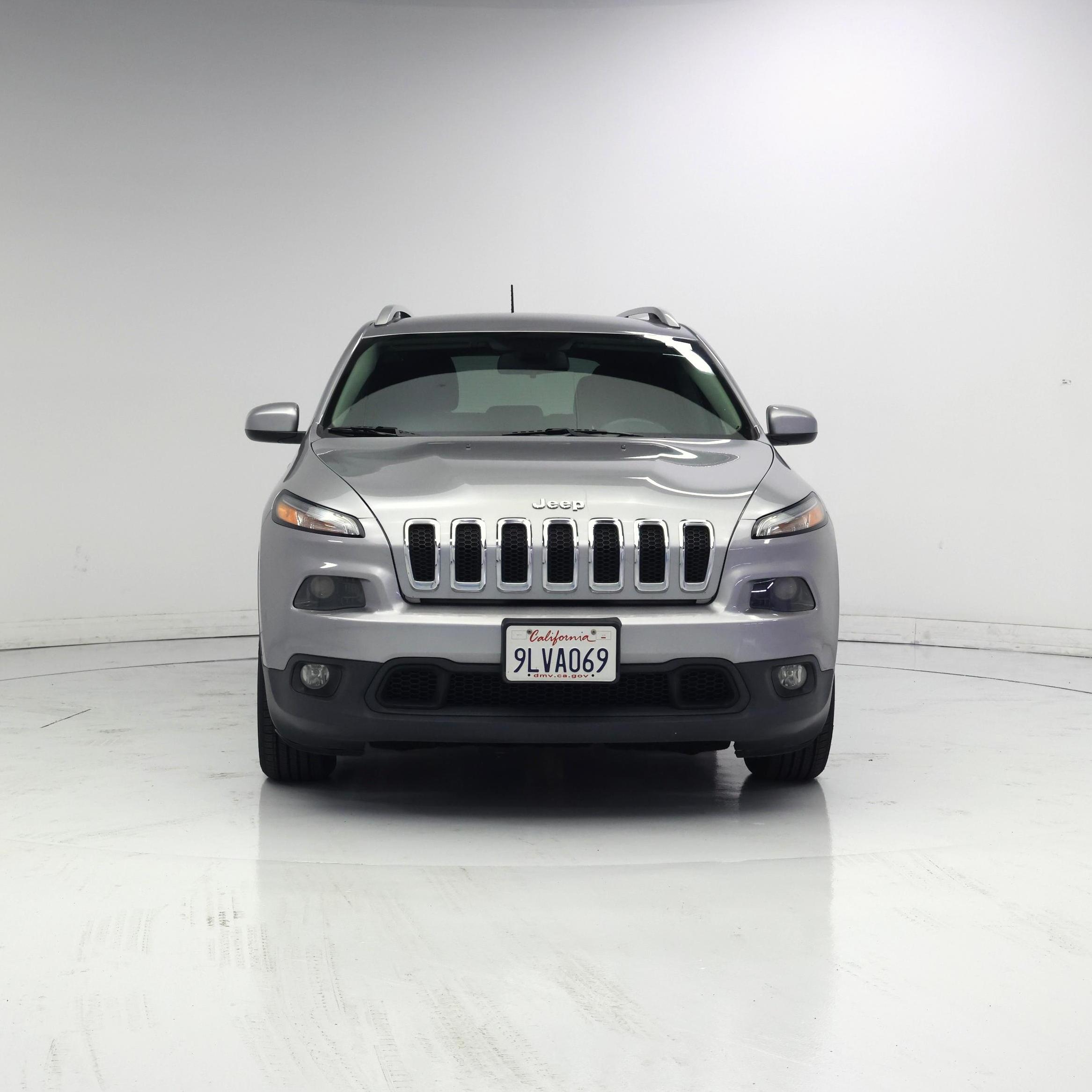 Thumbnail: 2017 Jeep Cherokee - 5