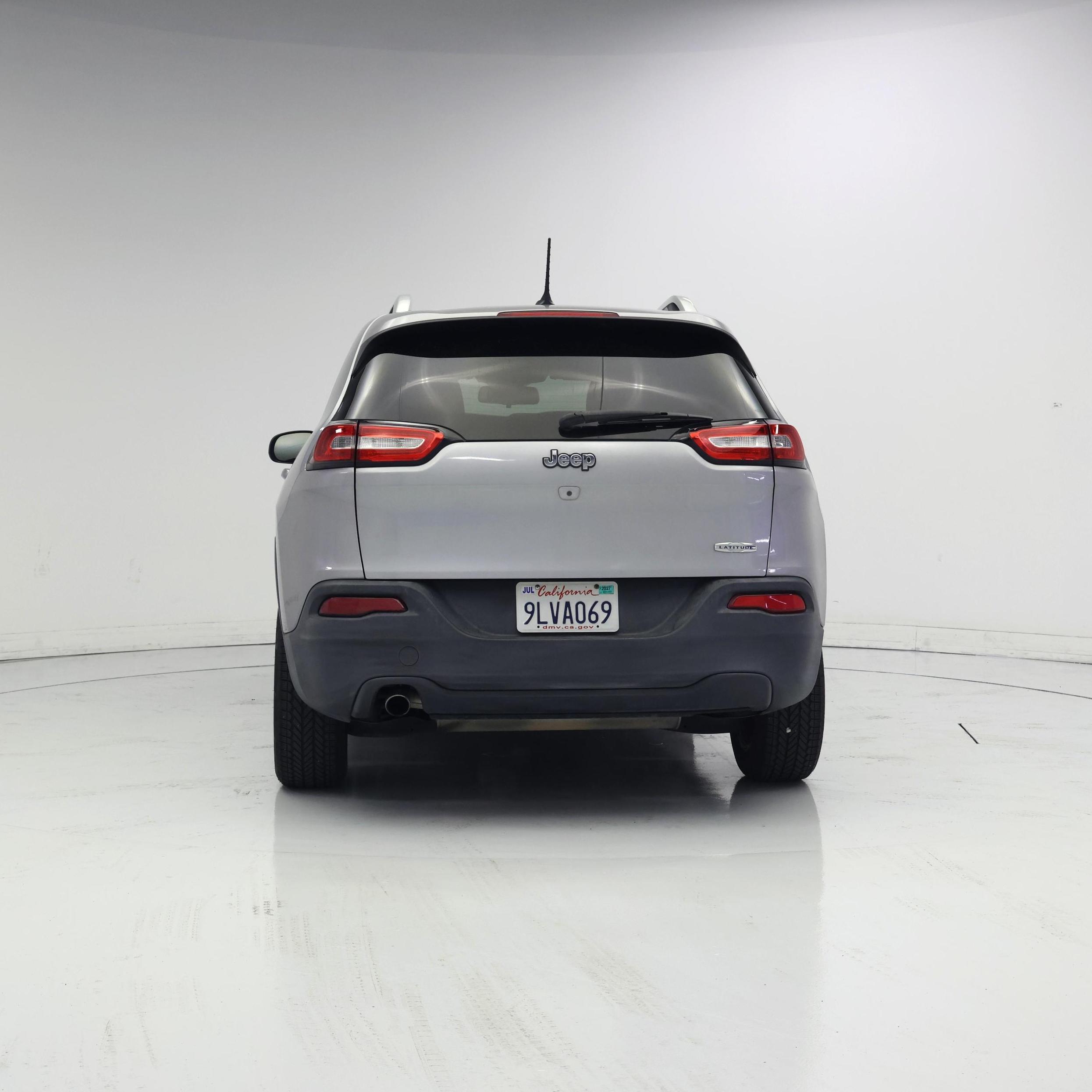 Thumbnail: 2017 Jeep Cherokee - 6