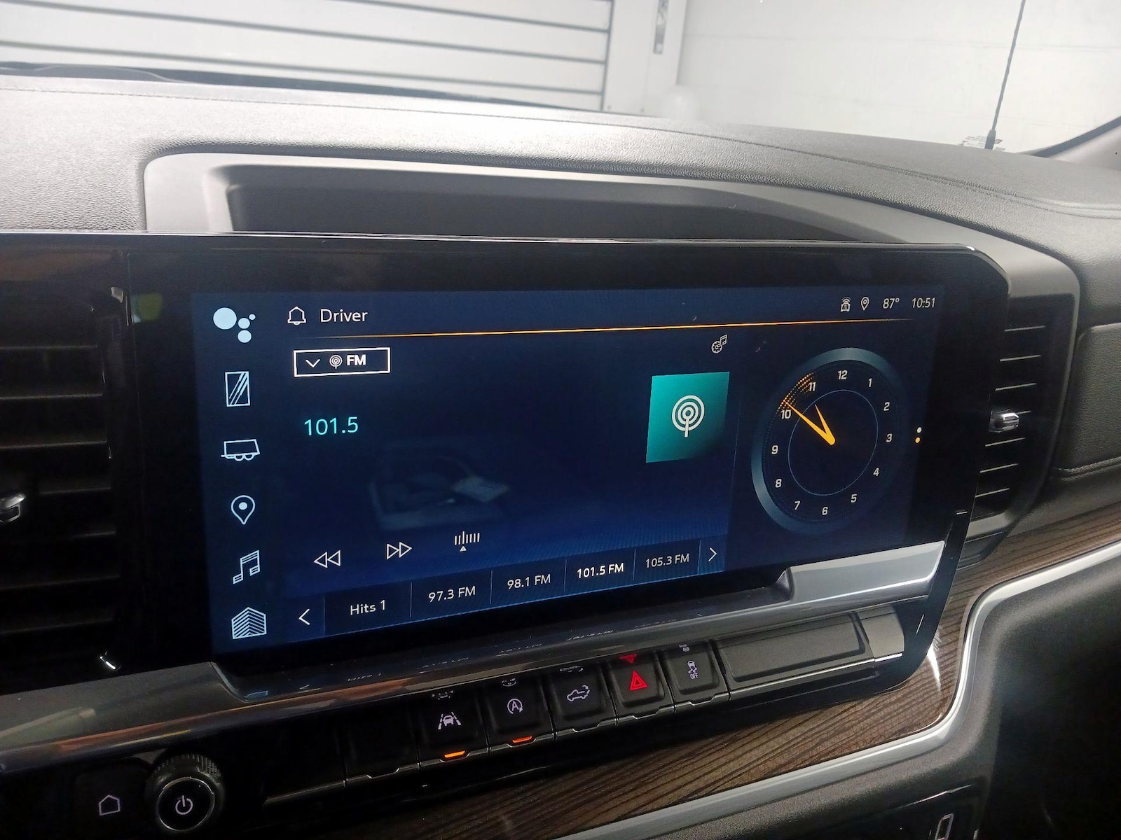 2022 Chevrolet Silverado 1500 LT - Photo 16