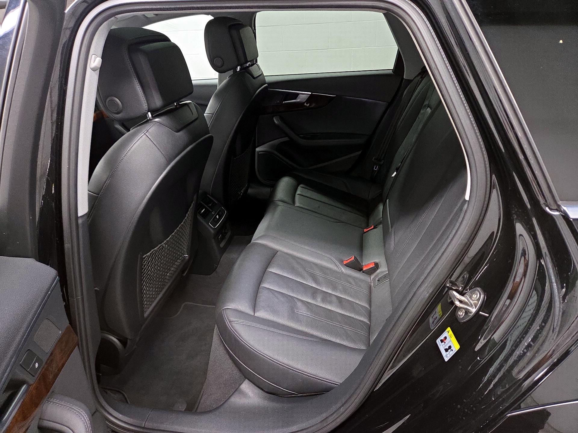 Thumbnail: 2019 Audi A4 - 19