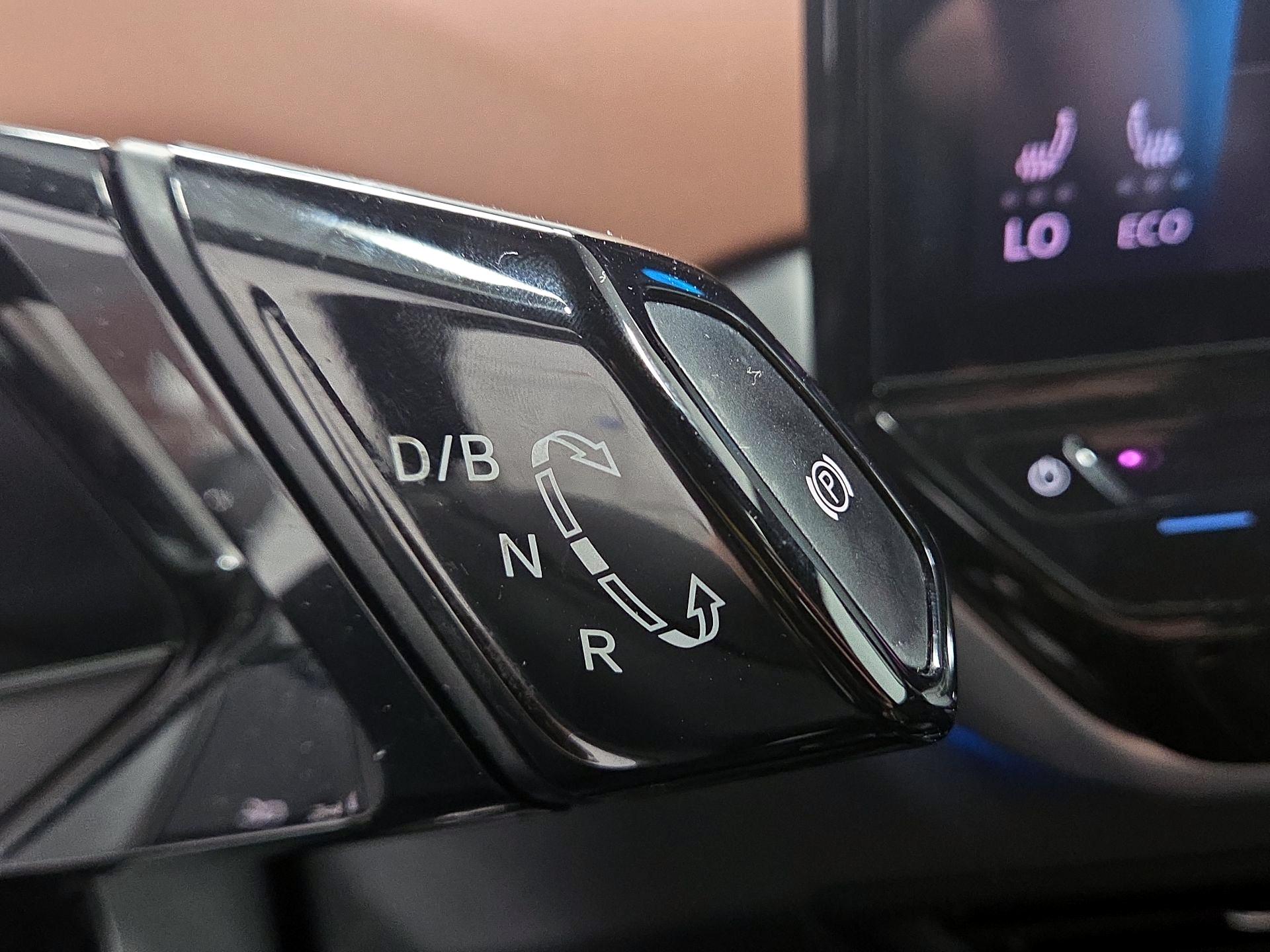Thumbnail: 2021 Volkswagen ID.4 - 16