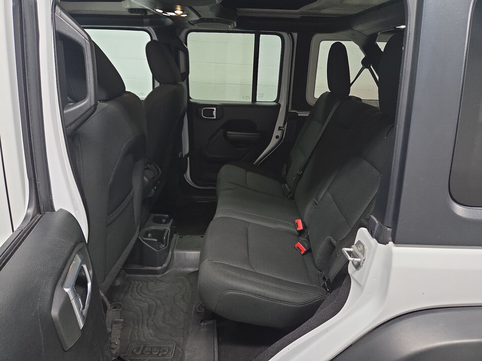 2021 Jeep Wrangler Unlimited Altitude - Photo 20