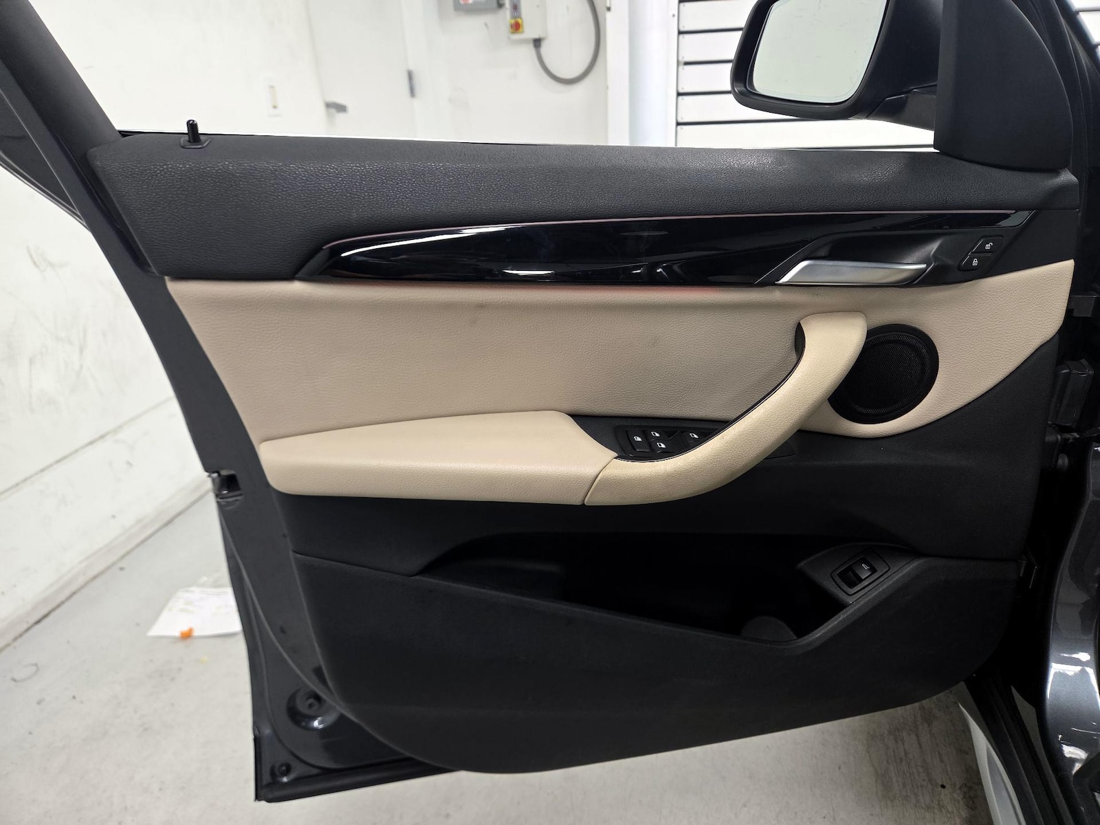 2019 BMW X1 28i - Photo 11