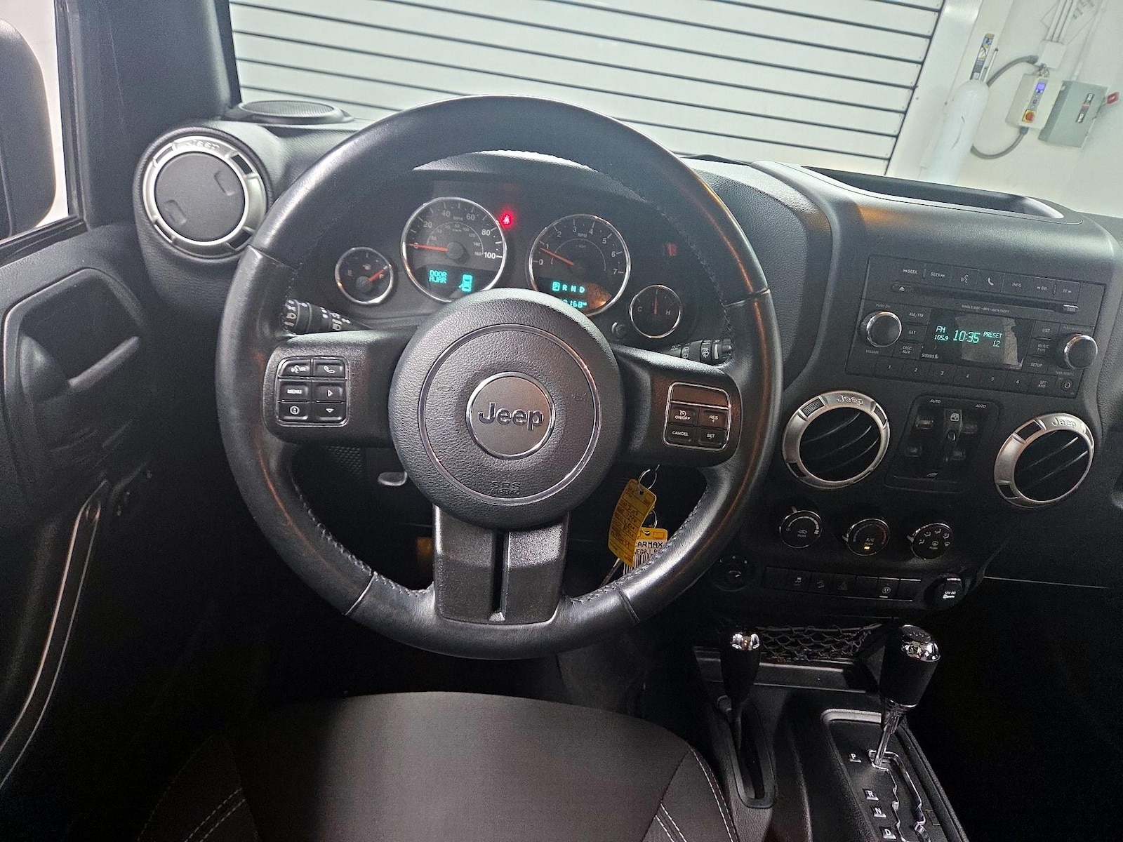 2018 Jeep Wrangler JK Unlimited Sahara - Photo 11