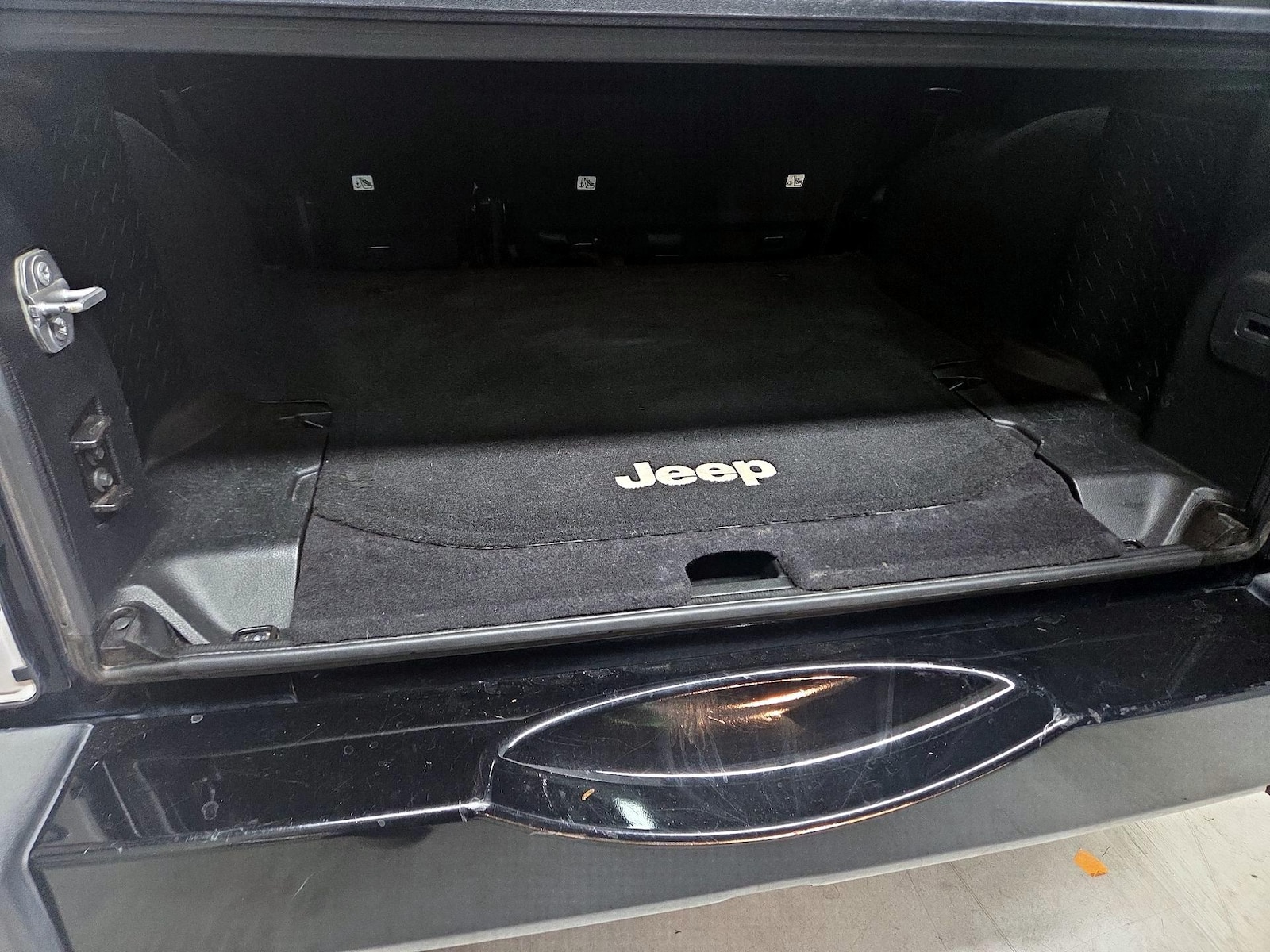 2018 Jeep Wrangler JK Unlimited Sahara - Photo 17