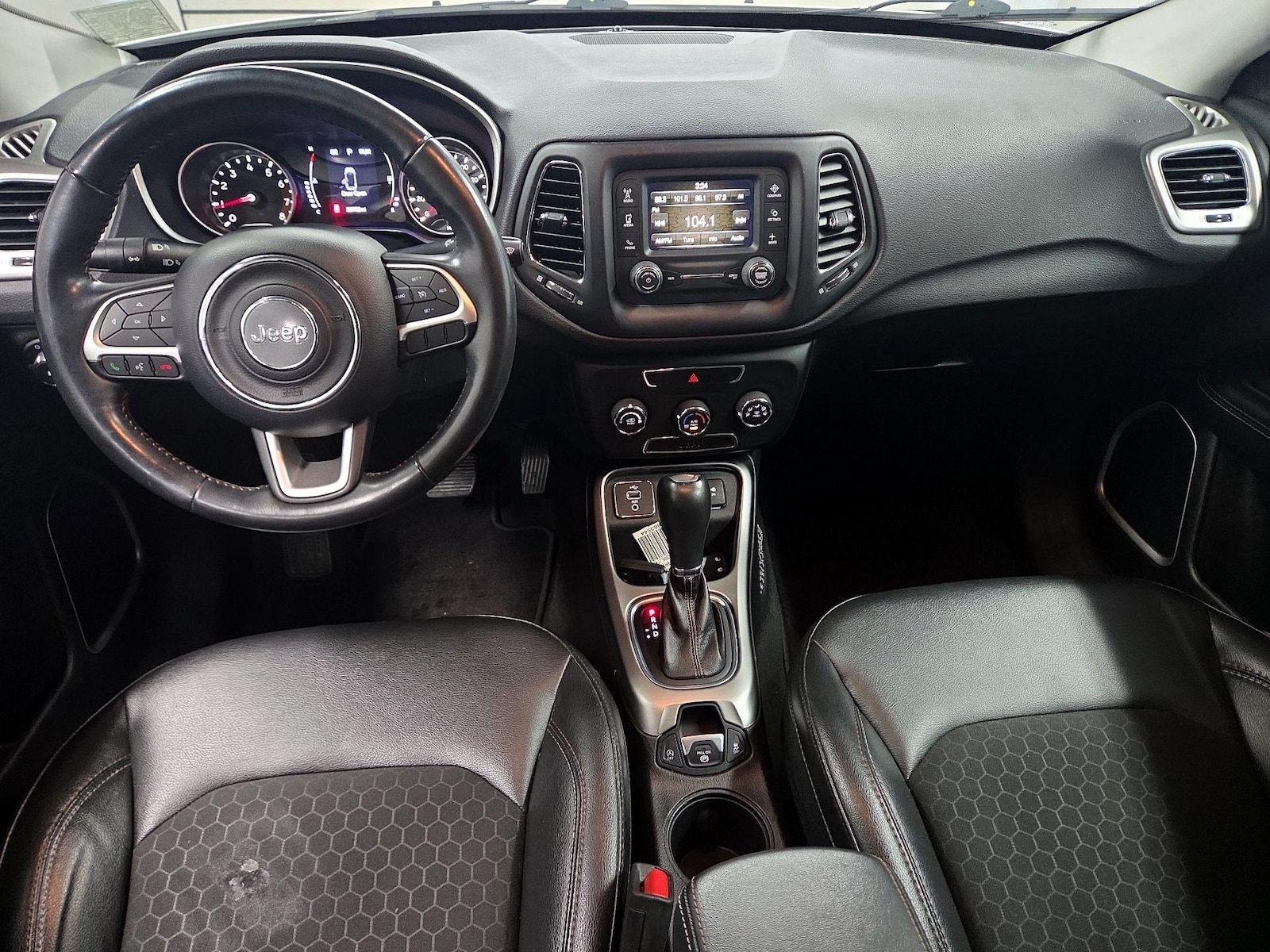 2018 Jeep Compass Latitude - Photo 10
