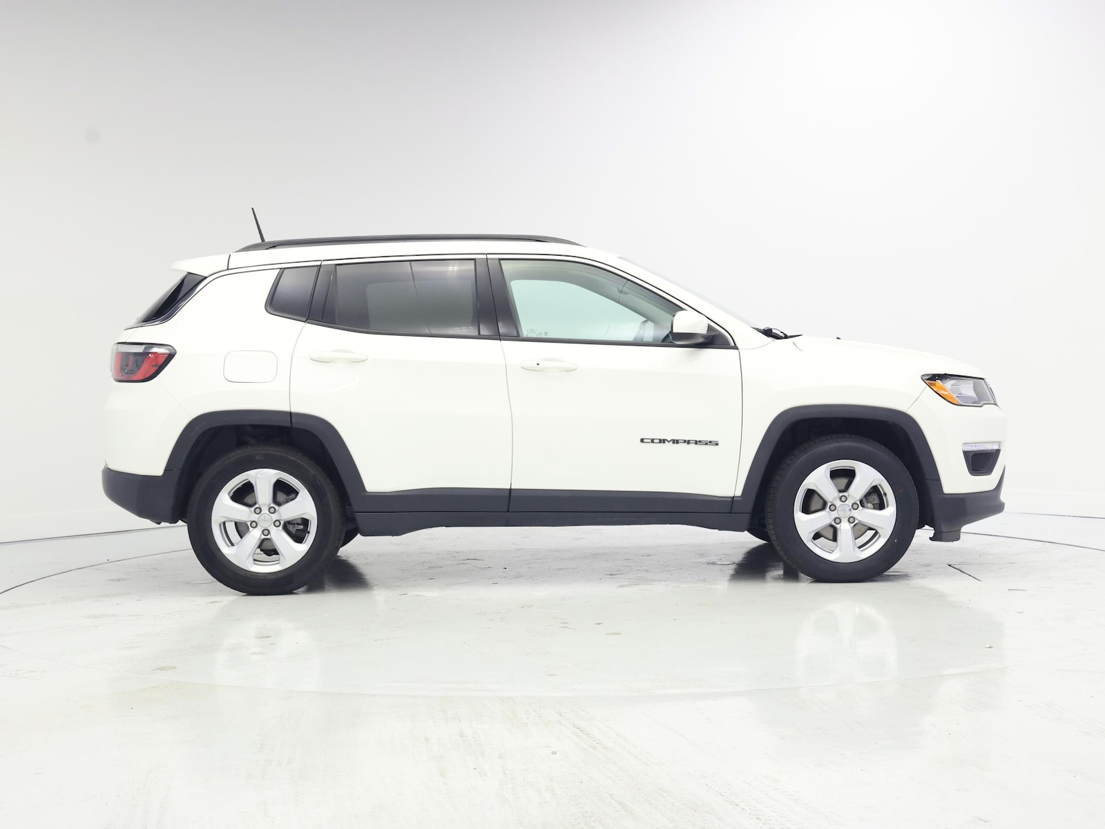2018 Jeep Compass Latitude - Photo 8