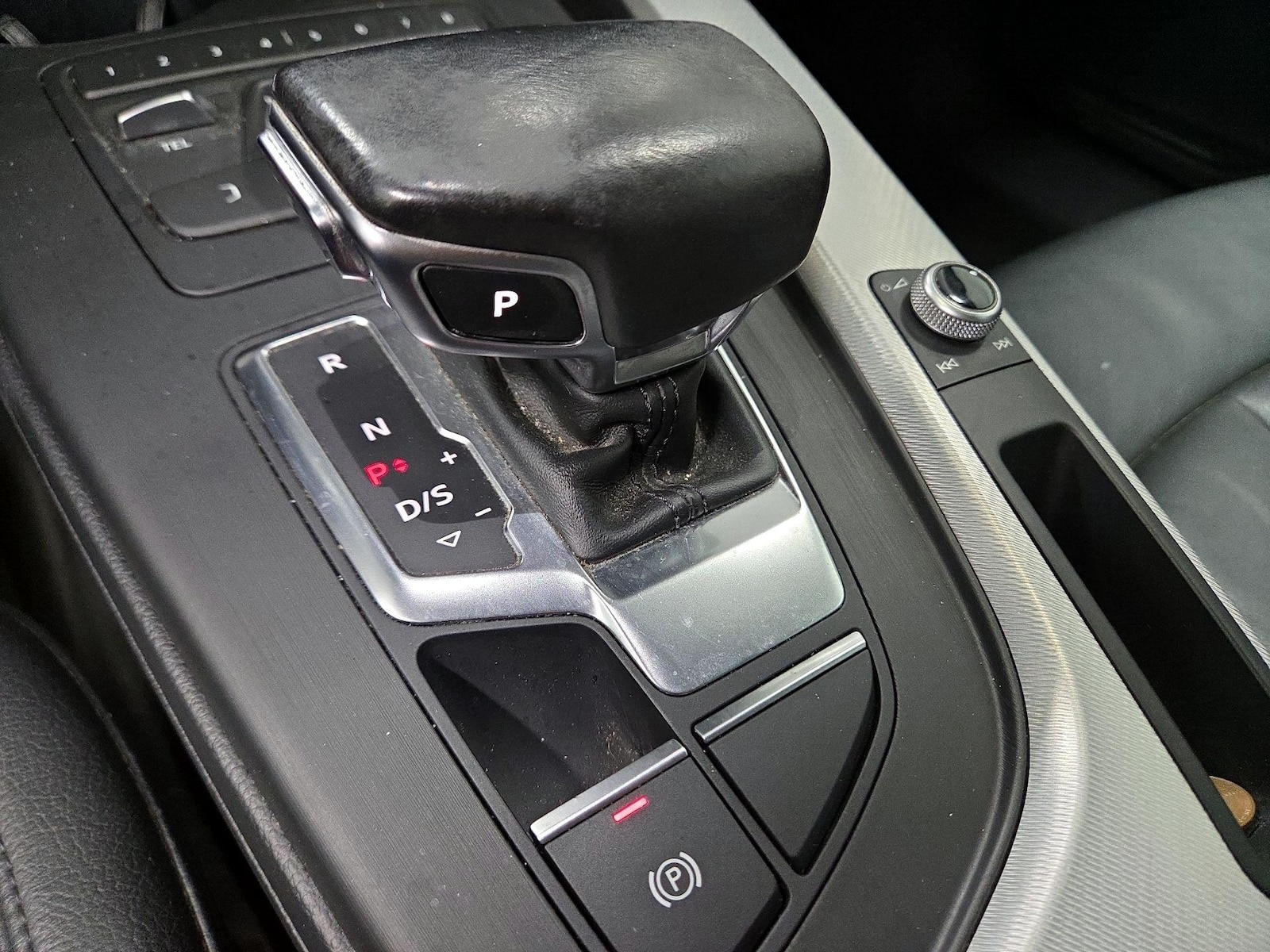 2017 Audi A4 Premium - Photo 16
