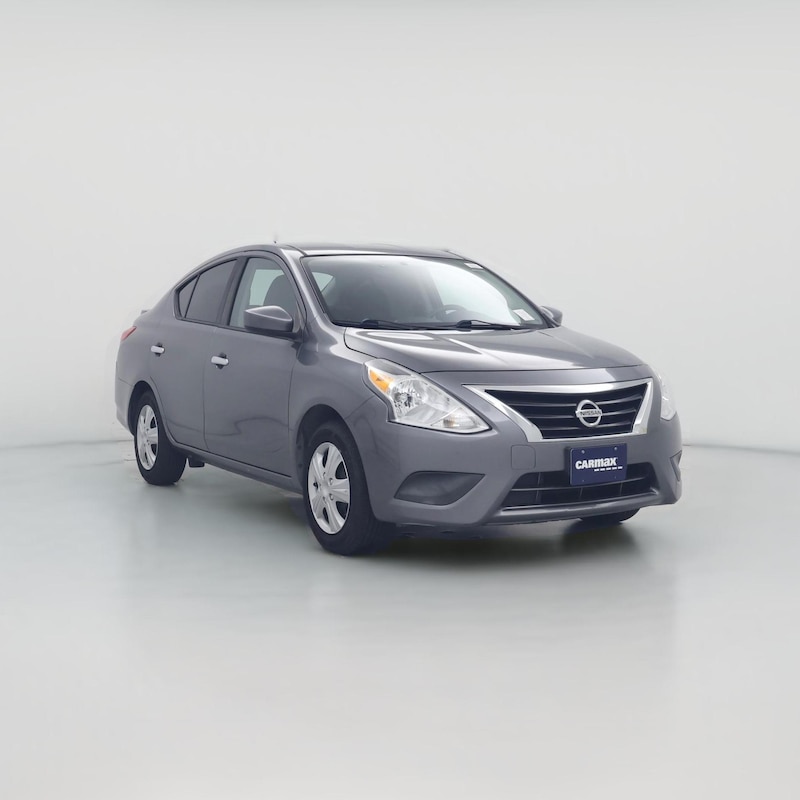 2018 Nissan Versa SV