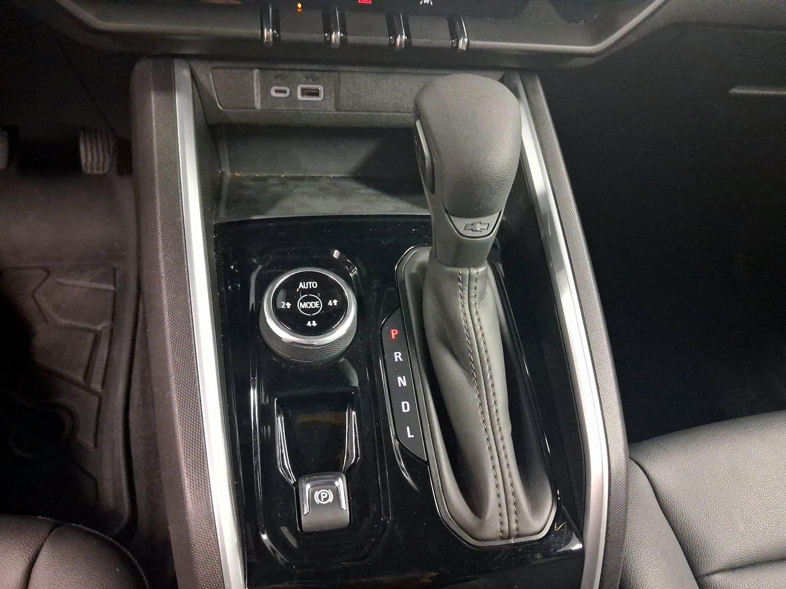 2024 Chevrolet Colorado Trail Boss - Photo 16