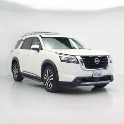 2023 Nissan Pathfinder Platinum