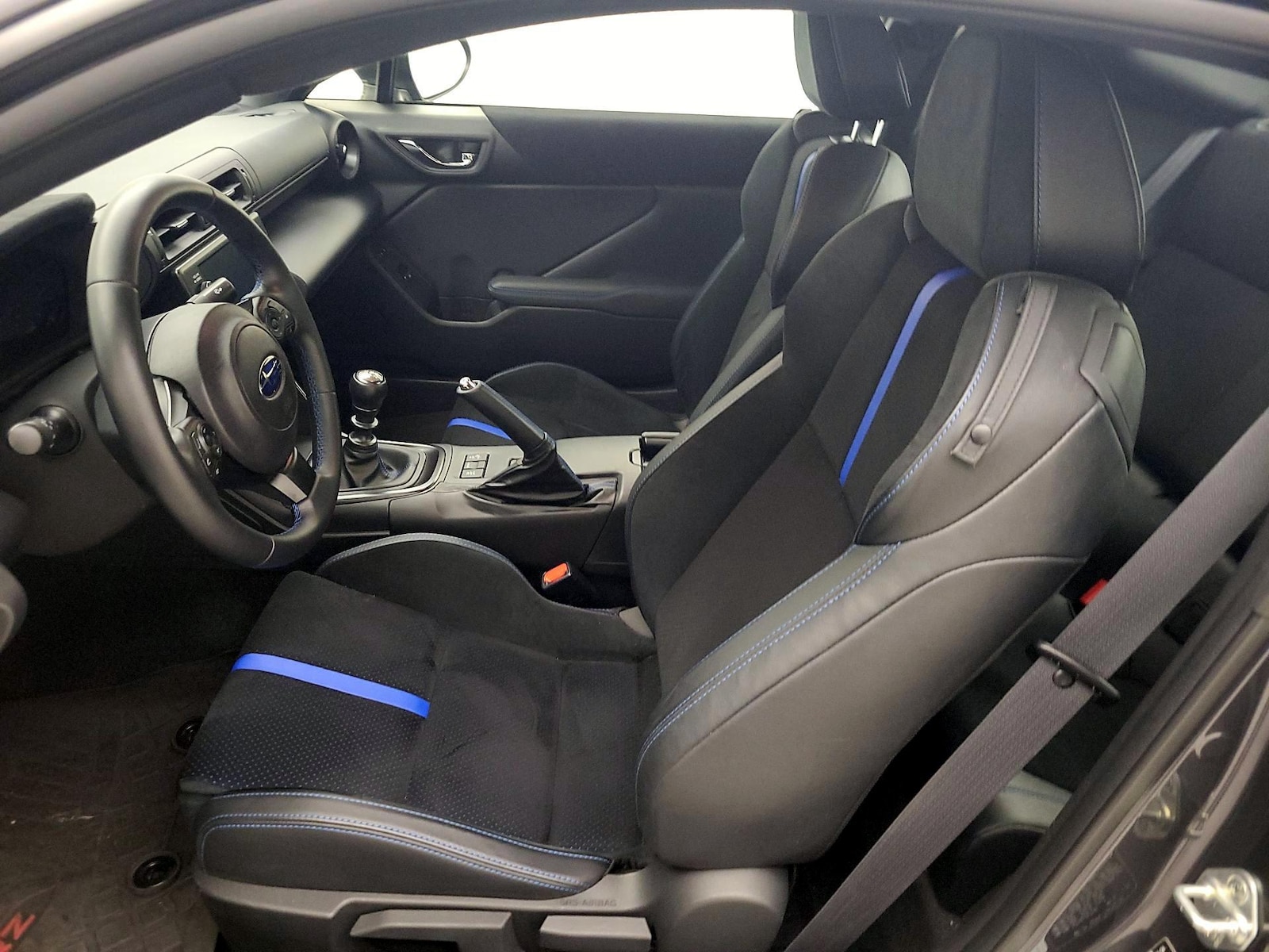 2025 Subaru BRZ tS - Photo 12