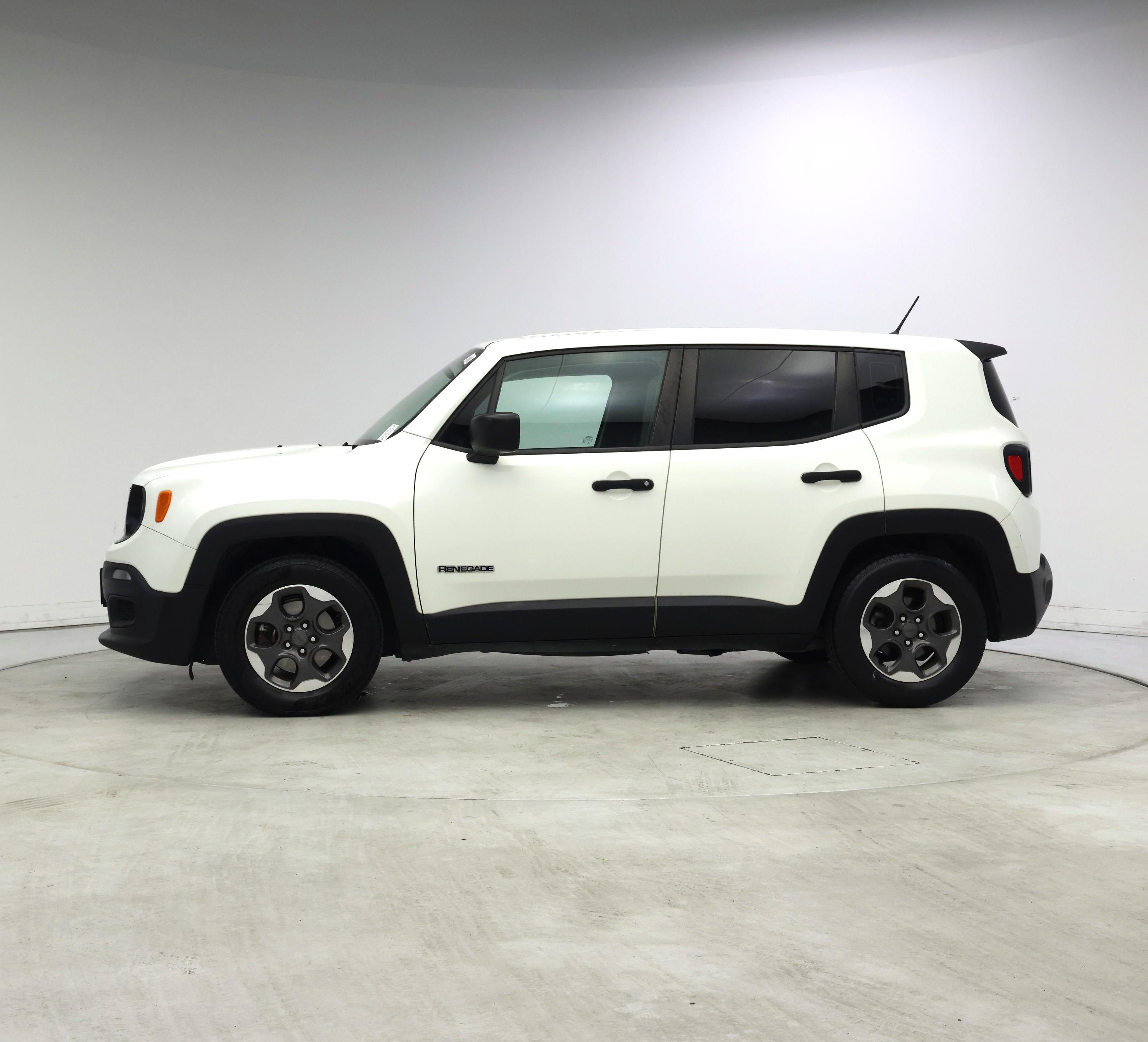 Thumbnail: 2015 Jeep Renegade - 3