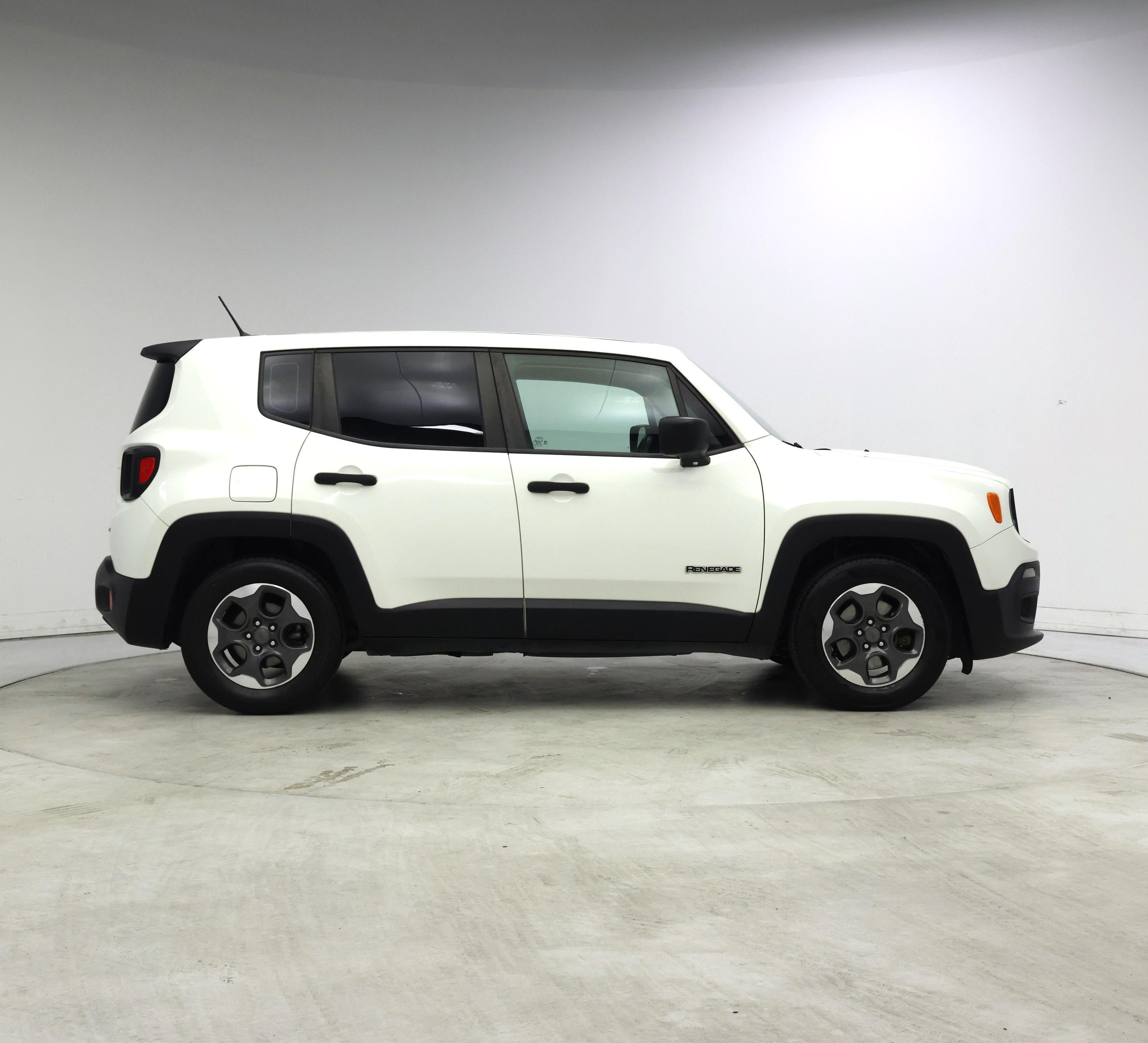 Thumbnail: 2015 Jeep Renegade - 7