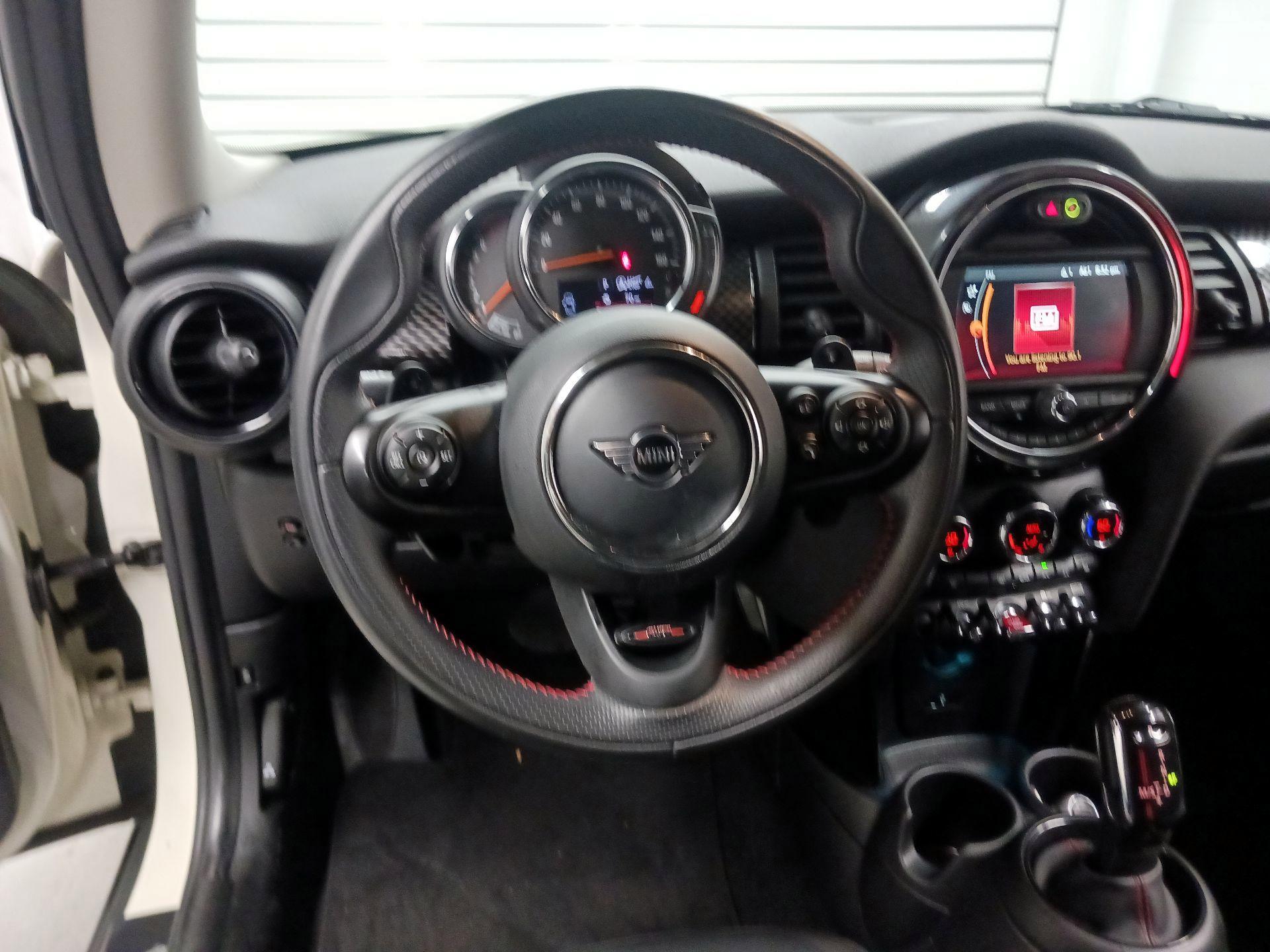 Thumbnail: 2021 MINI Cooper Hardtop - 10