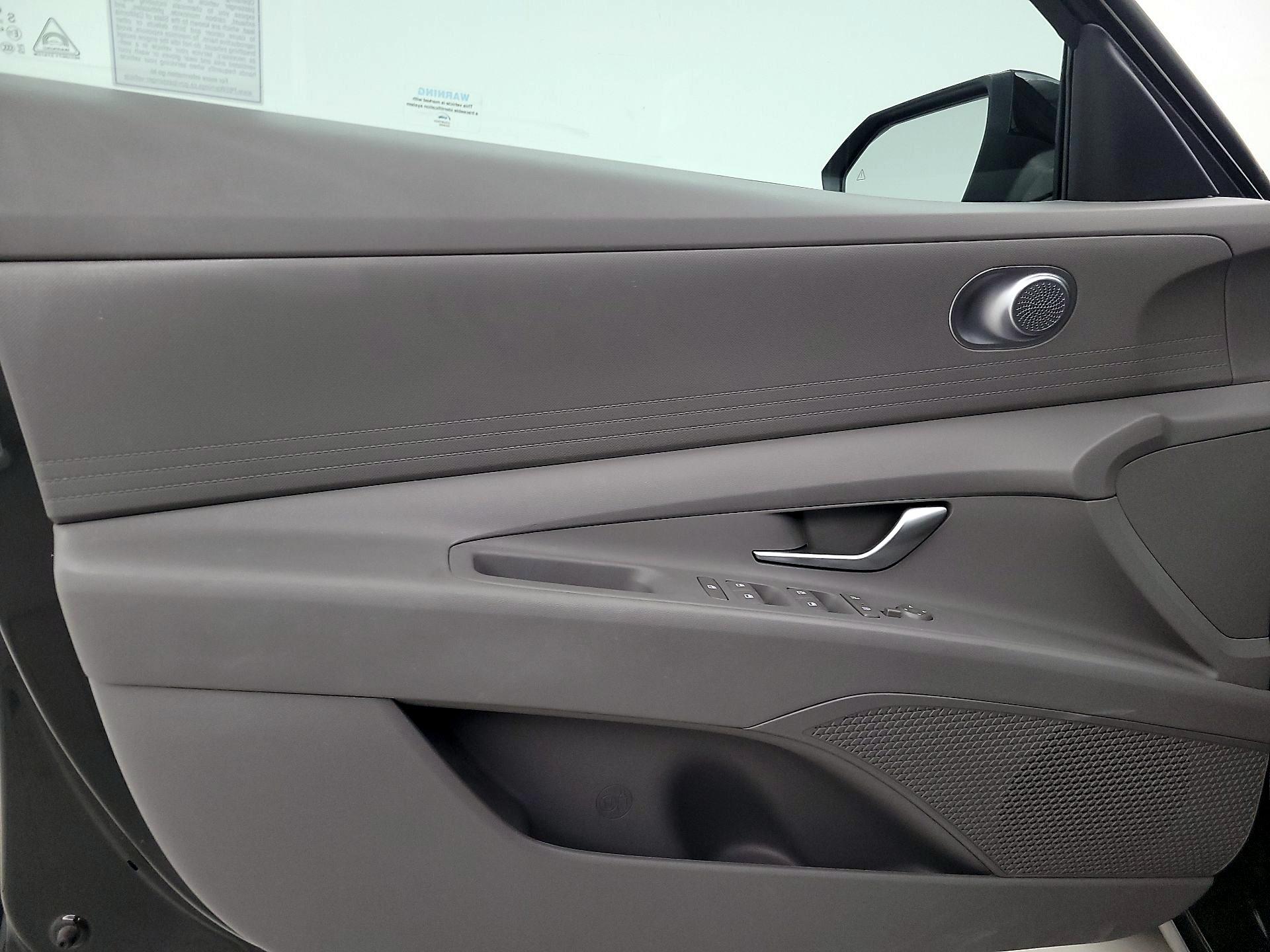 Thumbnail: 2023 Hyundai Elantra - 12