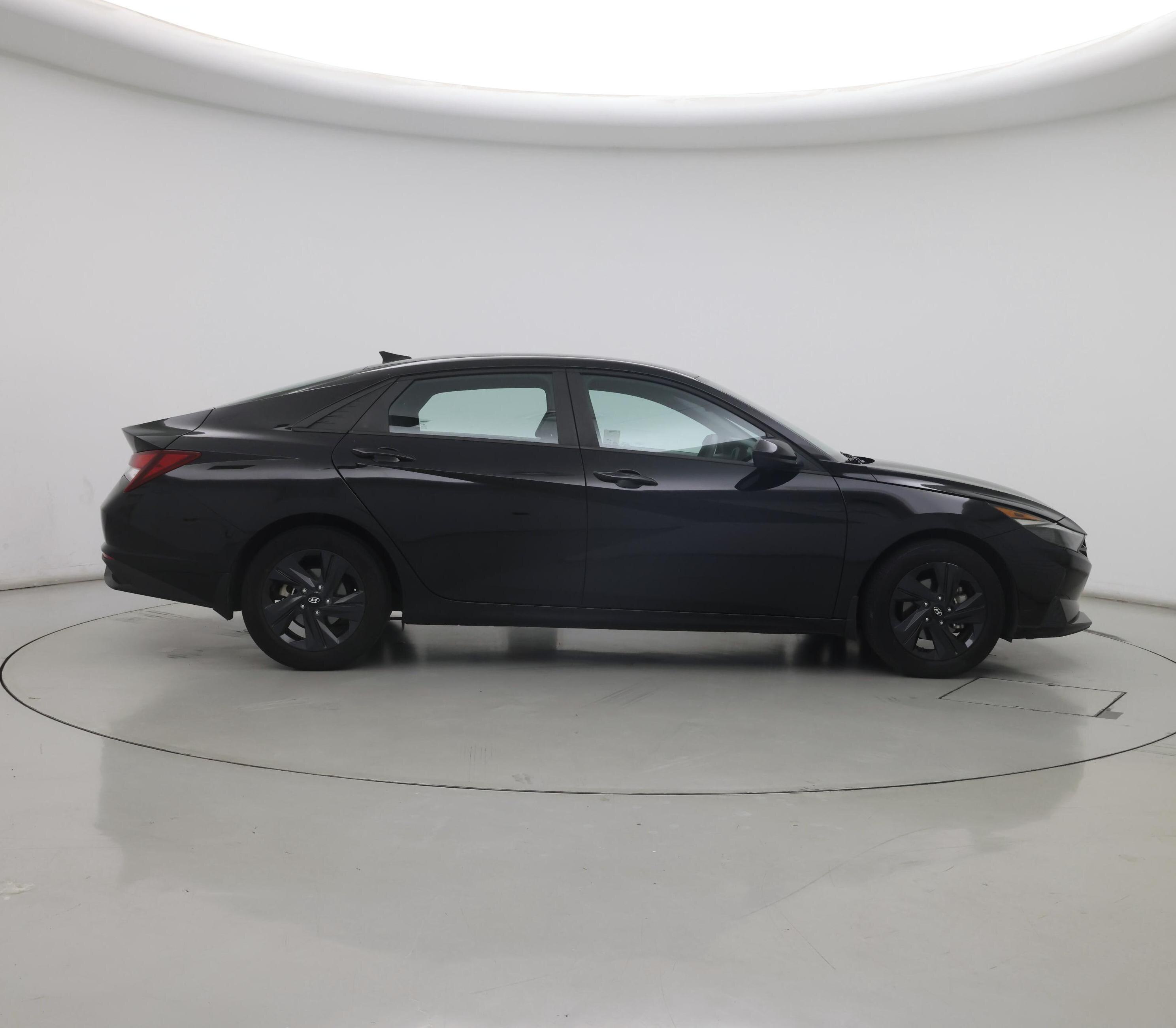 Thumbnail: 2023 Hyundai Elantra - 7