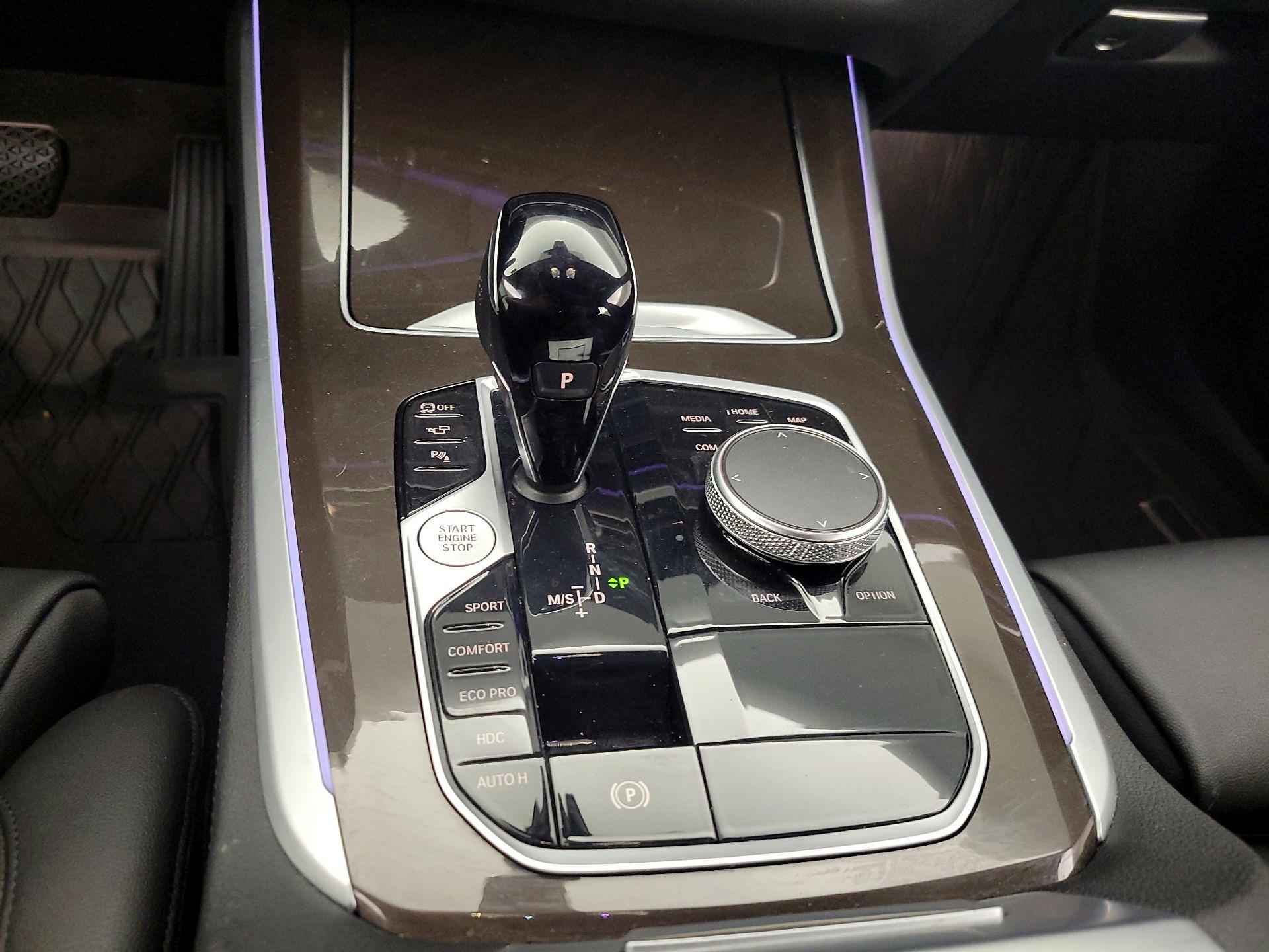Thumbnail: 2022 BMW X5 - 18