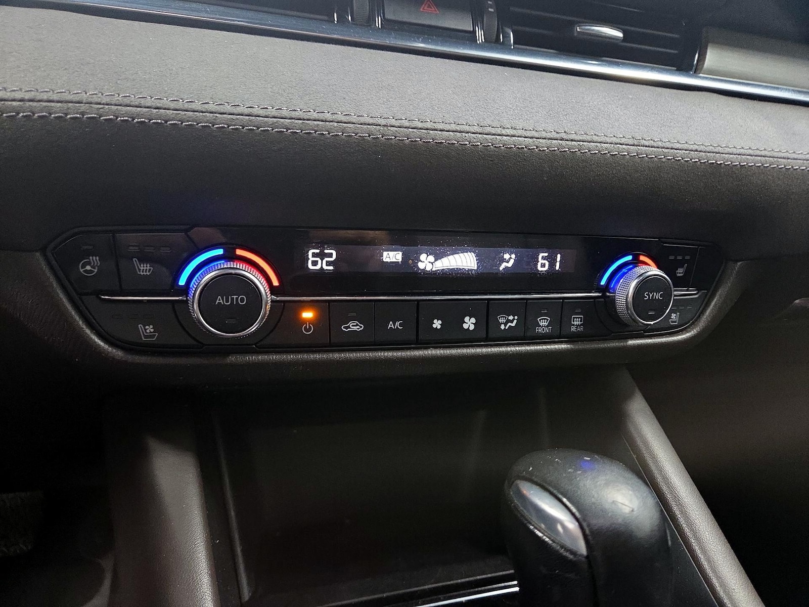 2018 Mazda Mazda6 Signature - Photo 18