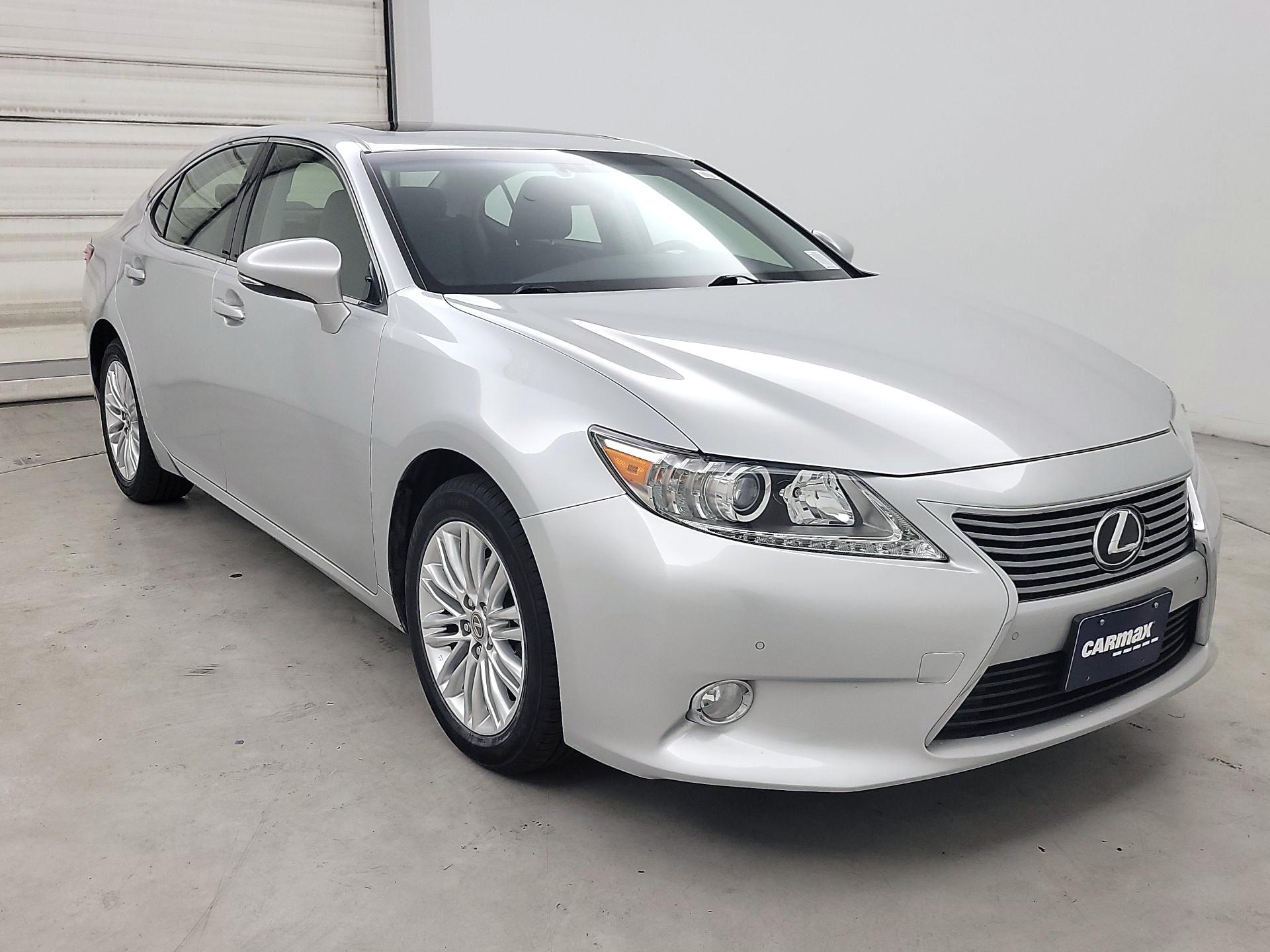 Thumbnail: 2015 Lexus ES - 1