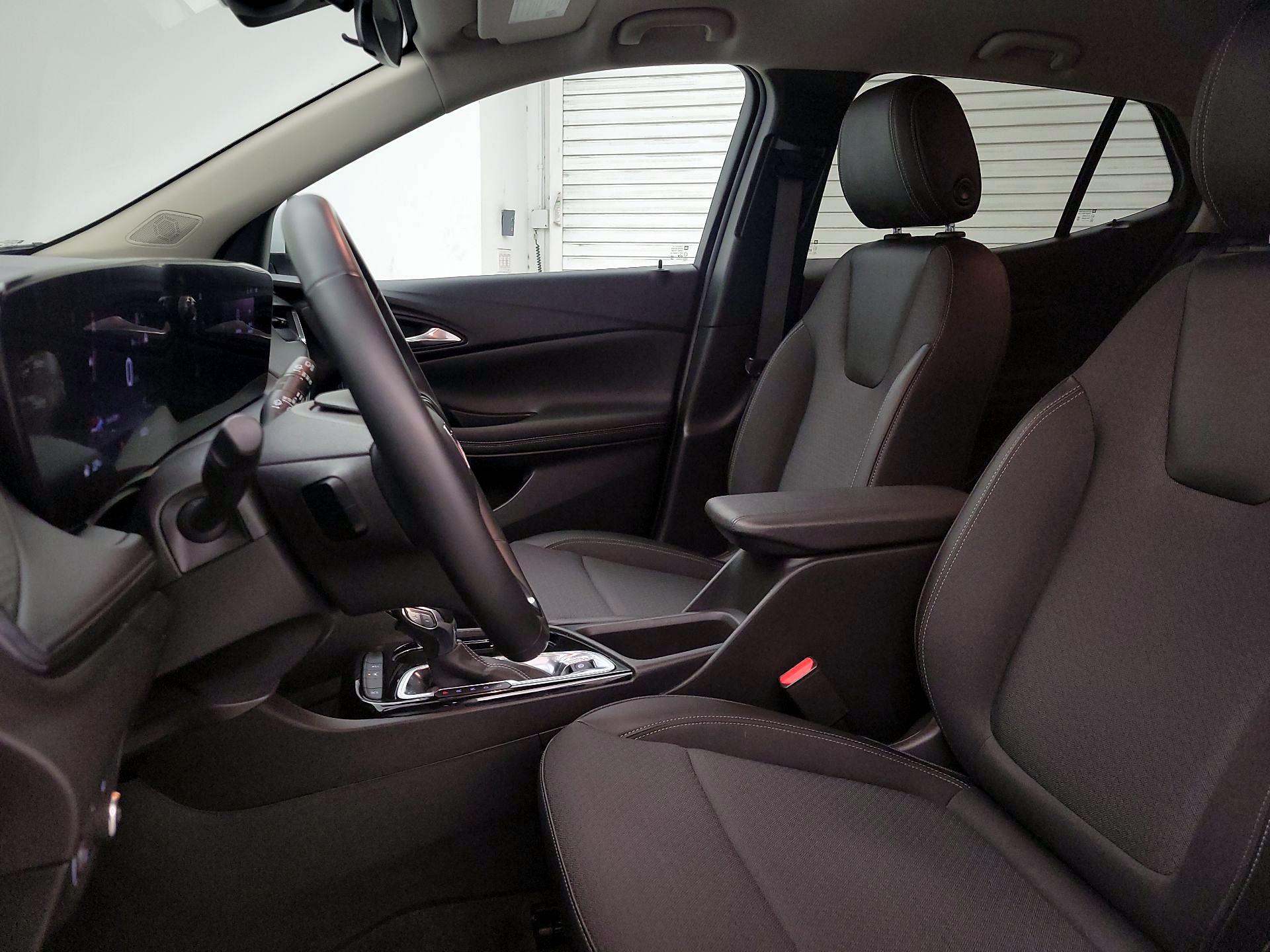 Thumbnail: 2025 Buick Encore GX - 11