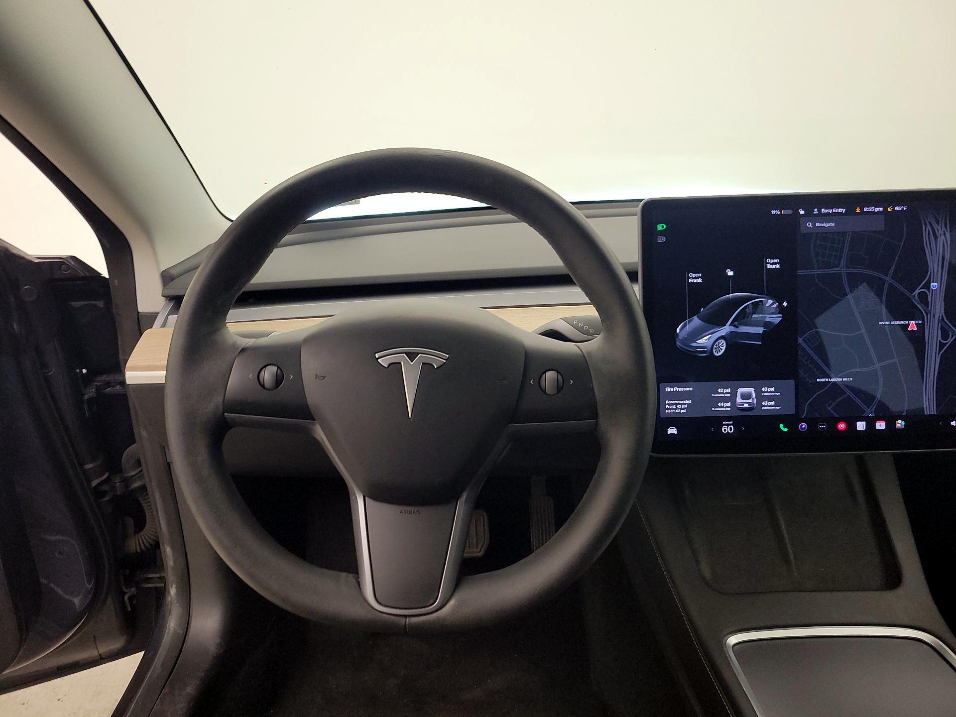 Thumbnail: 2021 Tesla Model 3 - 10