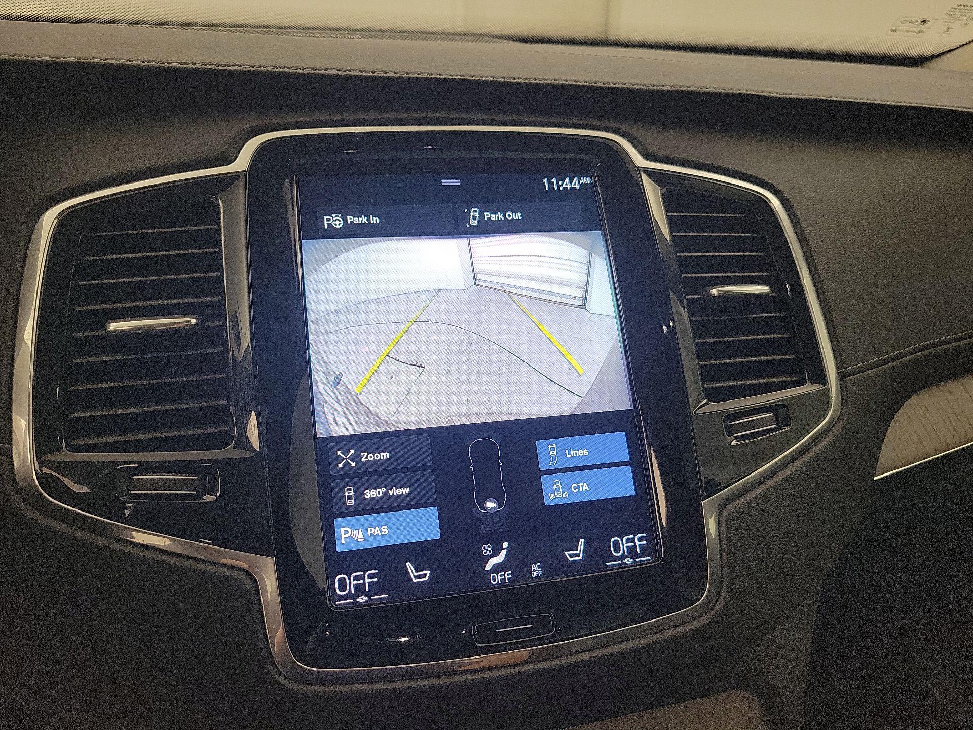 Thumbnail: 2022 Volvo XC90 - 13